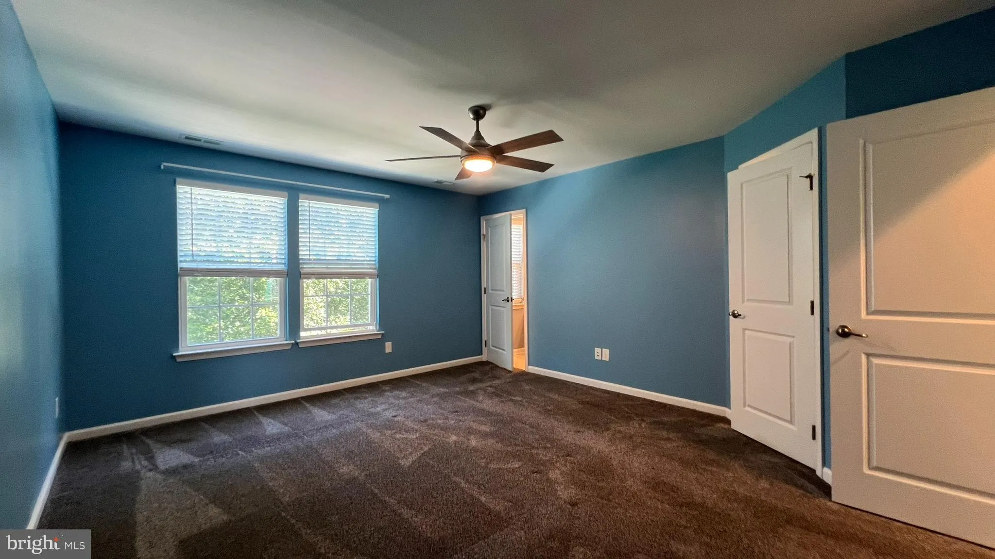 Sicklerville, New Jersey 08081, United States, 3 Bedrooms Bedrooms, ,3 BathroomsBathrooms,Residential,Pending,196903