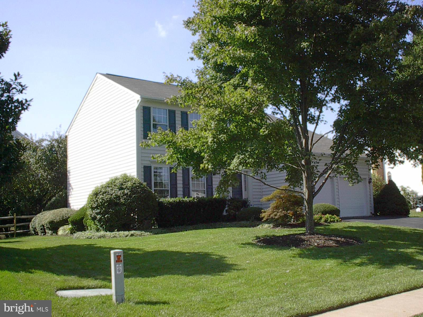 WELLINGTON/CLOVERHILL - Residential