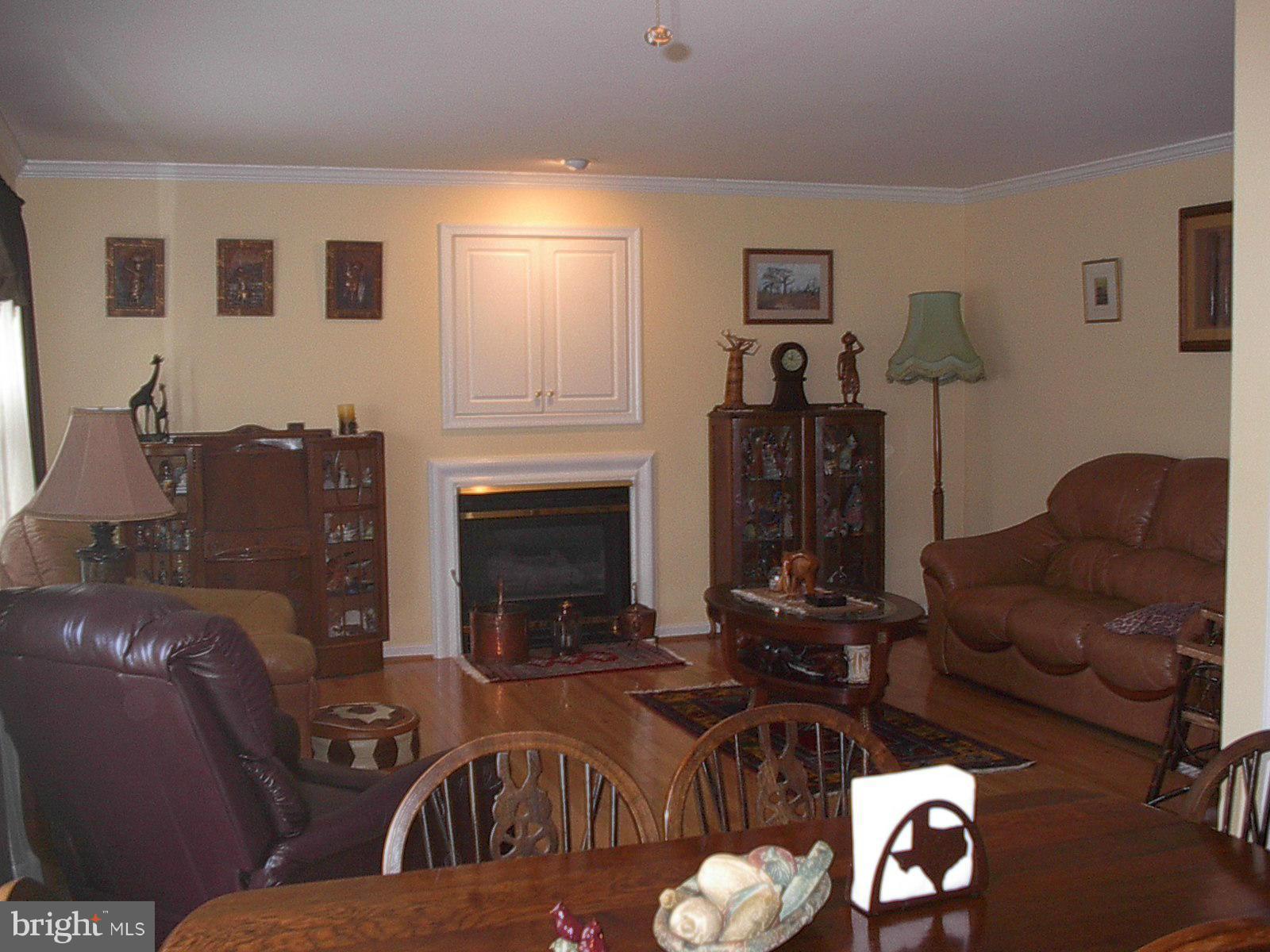 WELLINGTON/CLOVERHILL - Residential