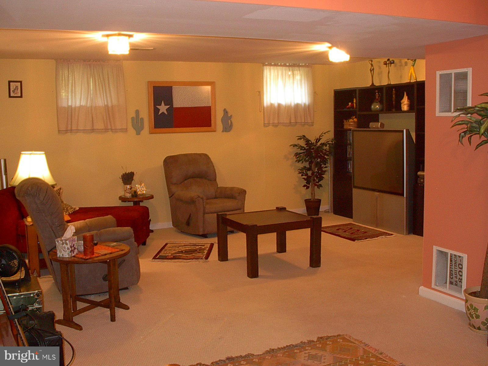 WELLINGTON/CLOVERHILL - Residential