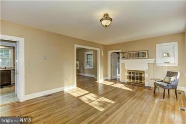 CHEVY CHASE - Residential Lease