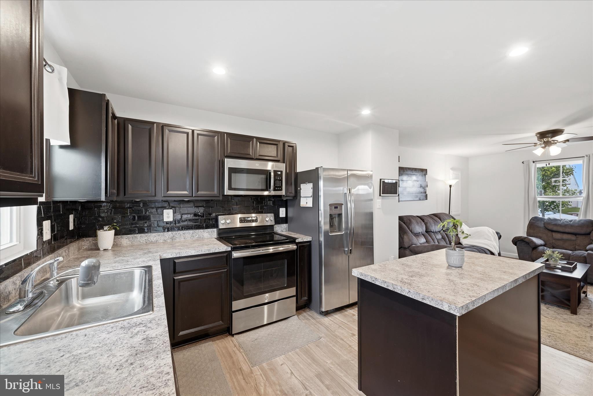 CHANDLERS GLEN - Residential