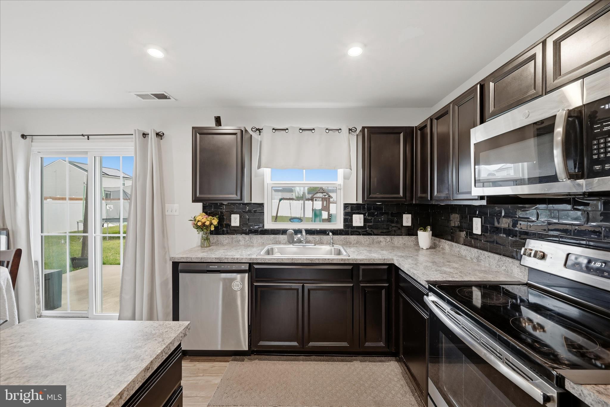 CHANDLERS GLEN - Residential