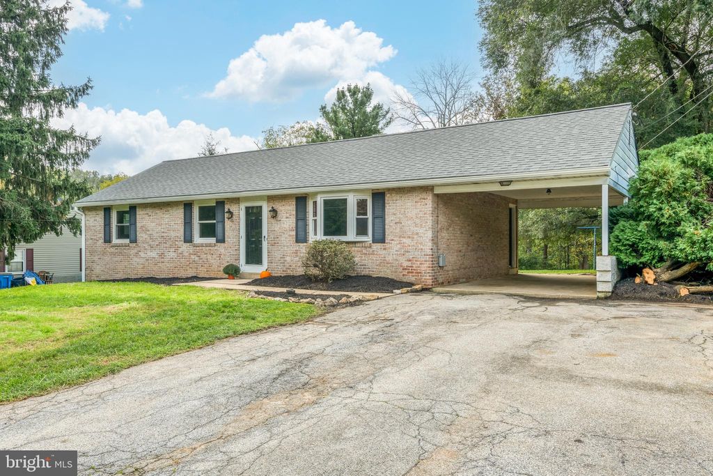 Photo of 5464 Strasburg Road, Gap, PA 17527 (MLS # PALA2057576)