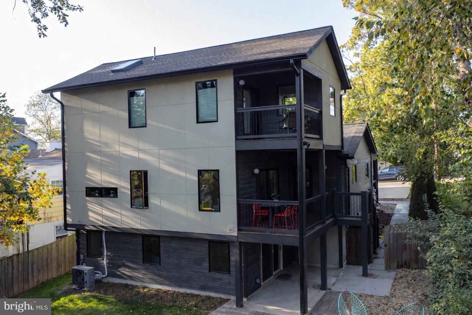 HOMEWOOD - Residential