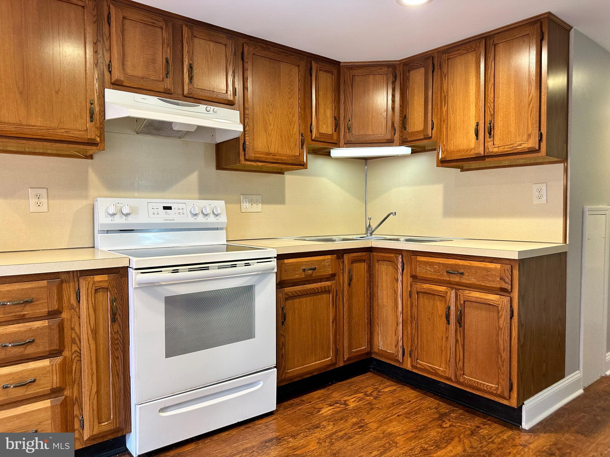 DOYLESTOWN BORO - Residential Lease