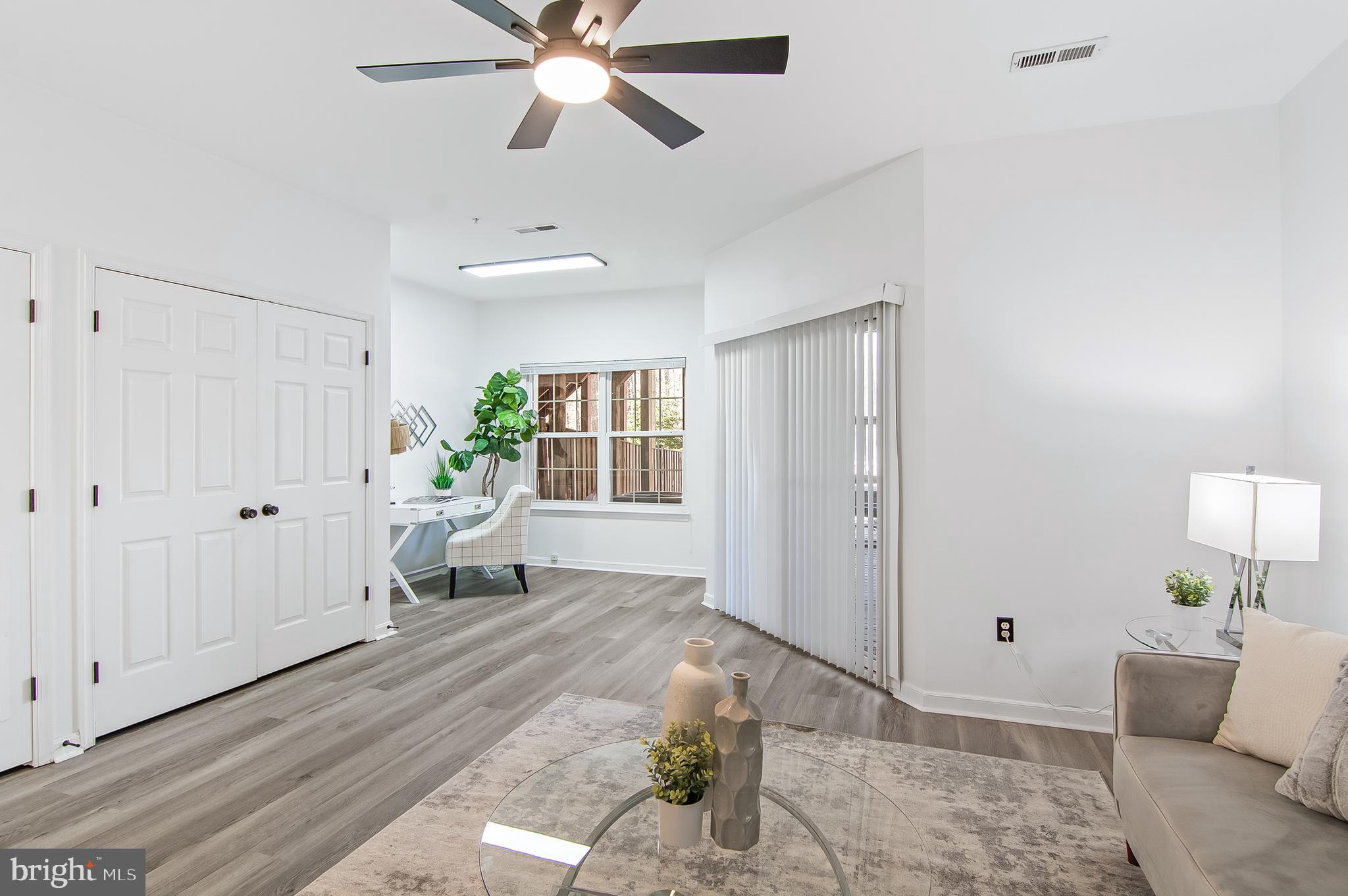 PINEY ORCHARD - Residential