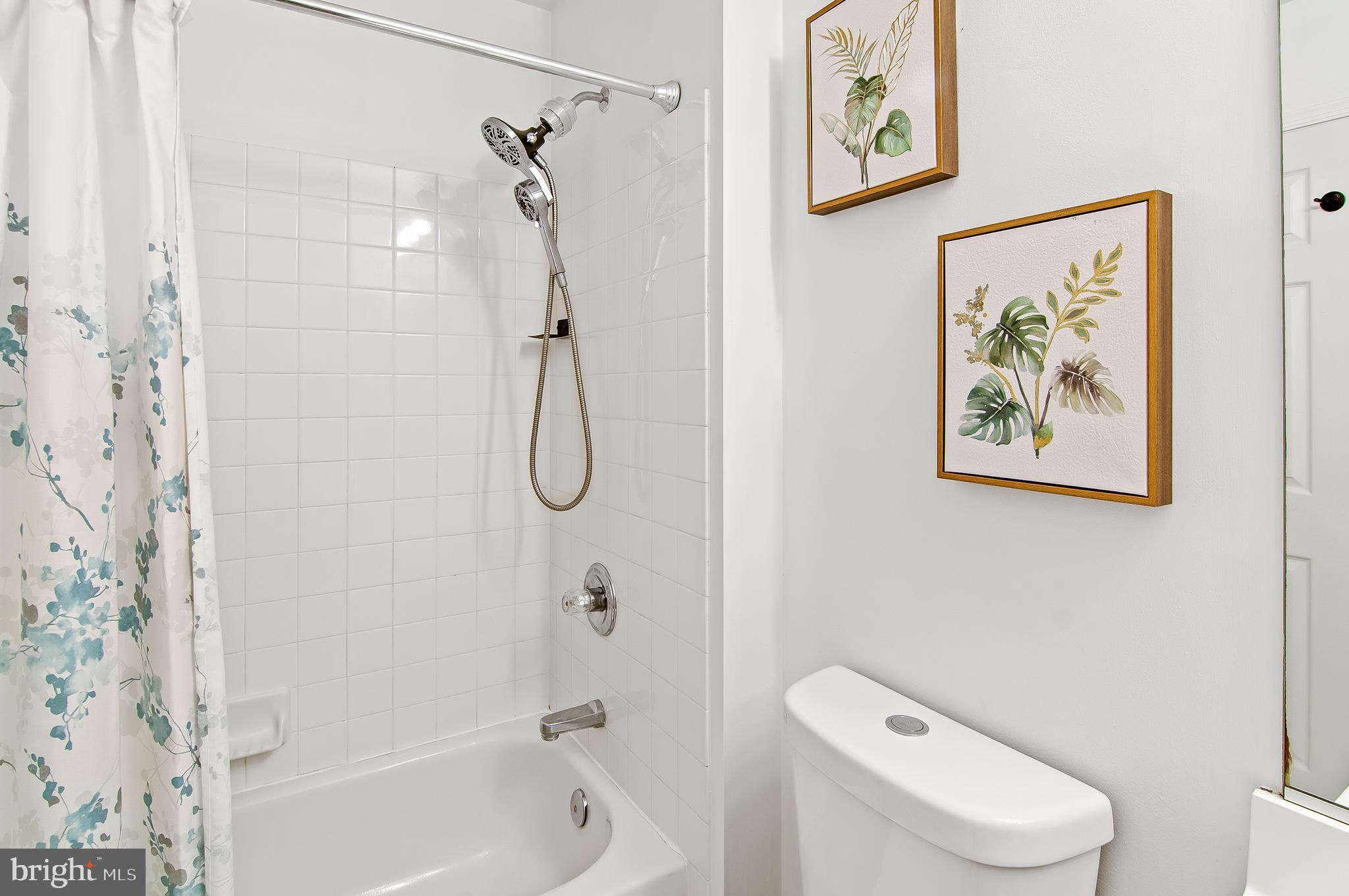 PINEY ORCHARD - Residential