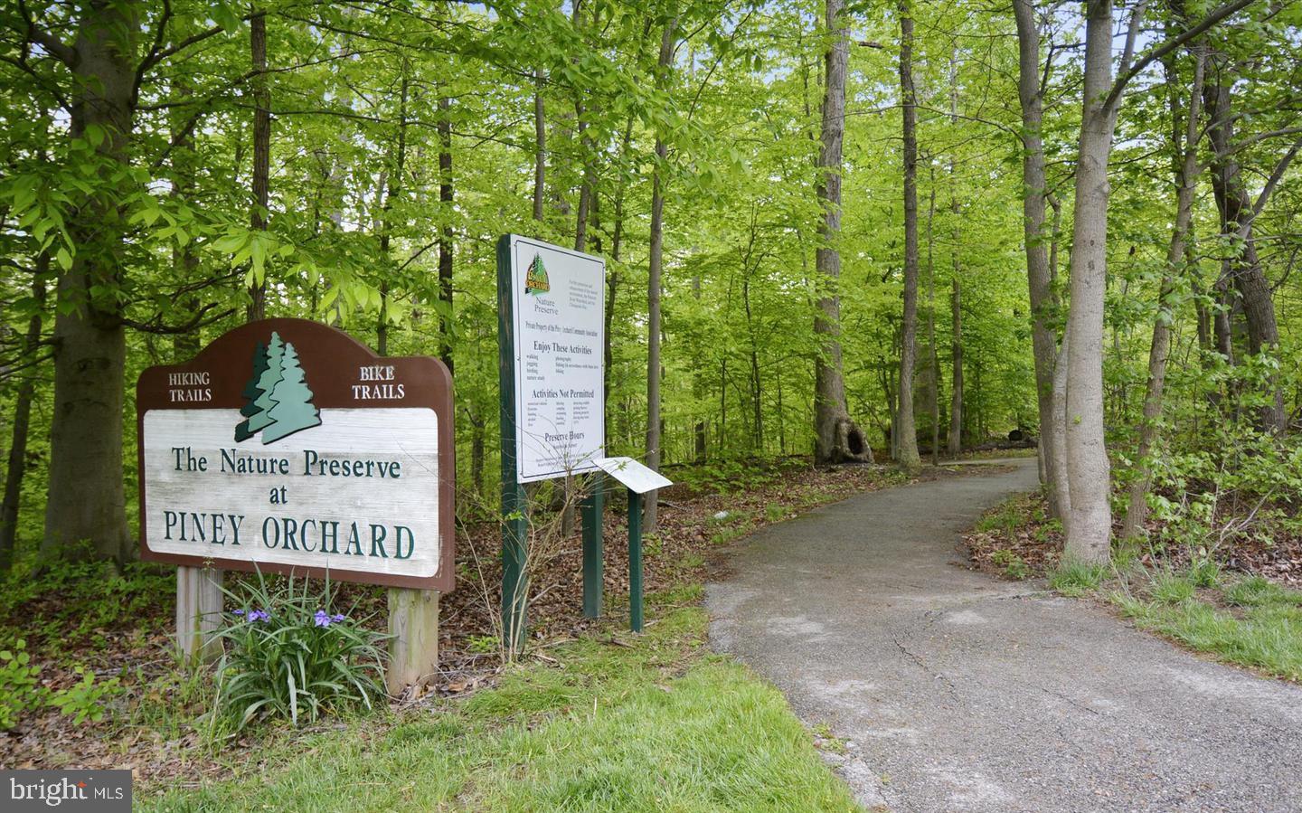 PINEY ORCHARD - Residential