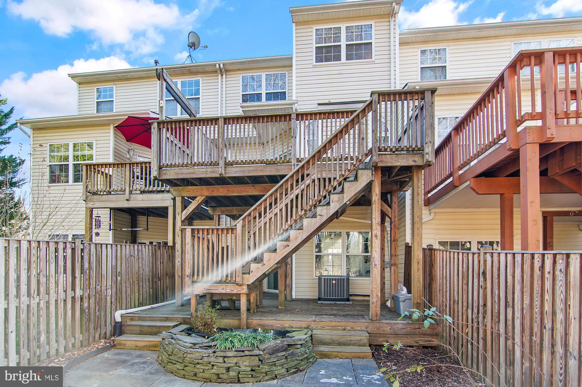 PINEY ORCHARD - Residential