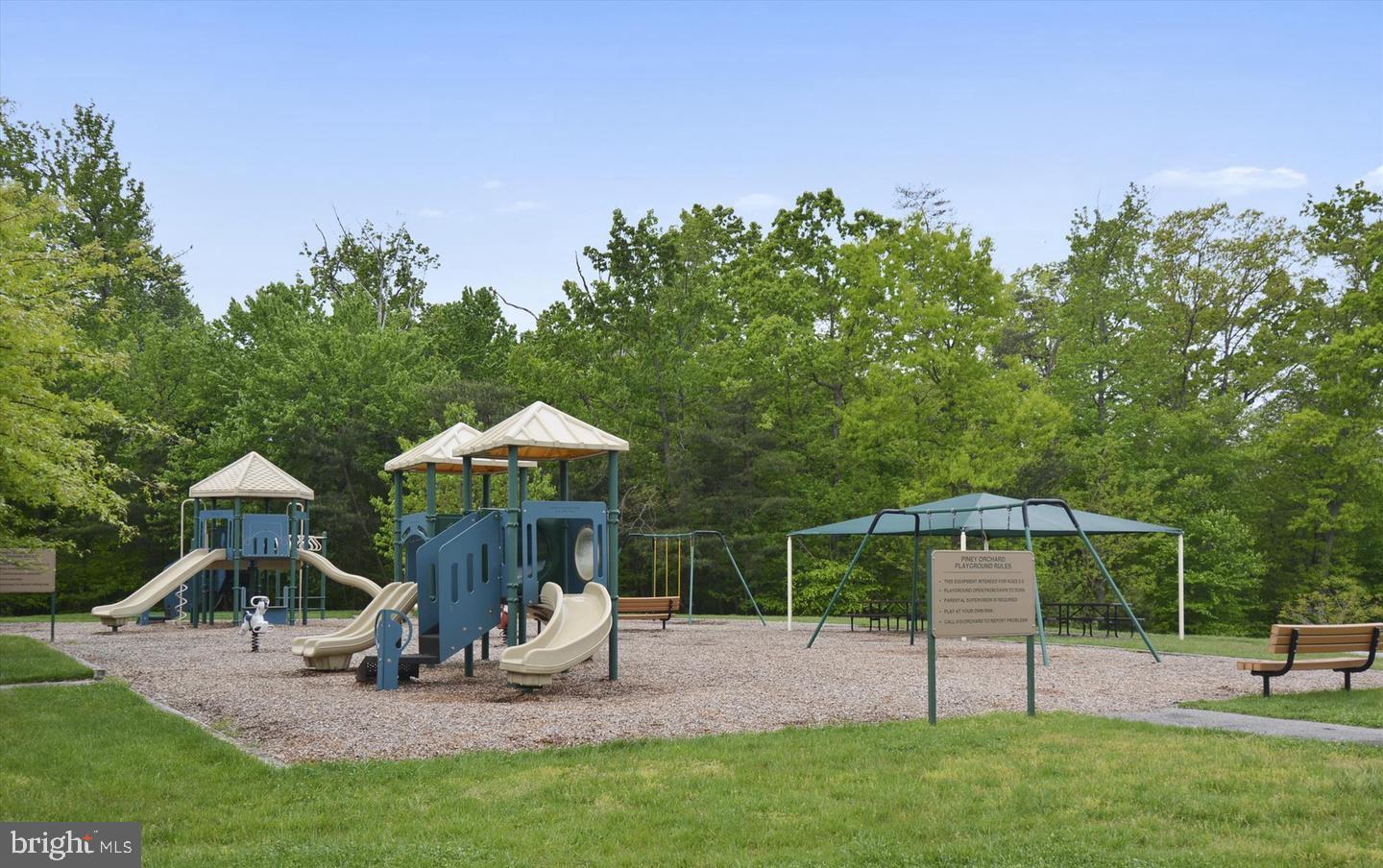 PINEY ORCHARD - Residential