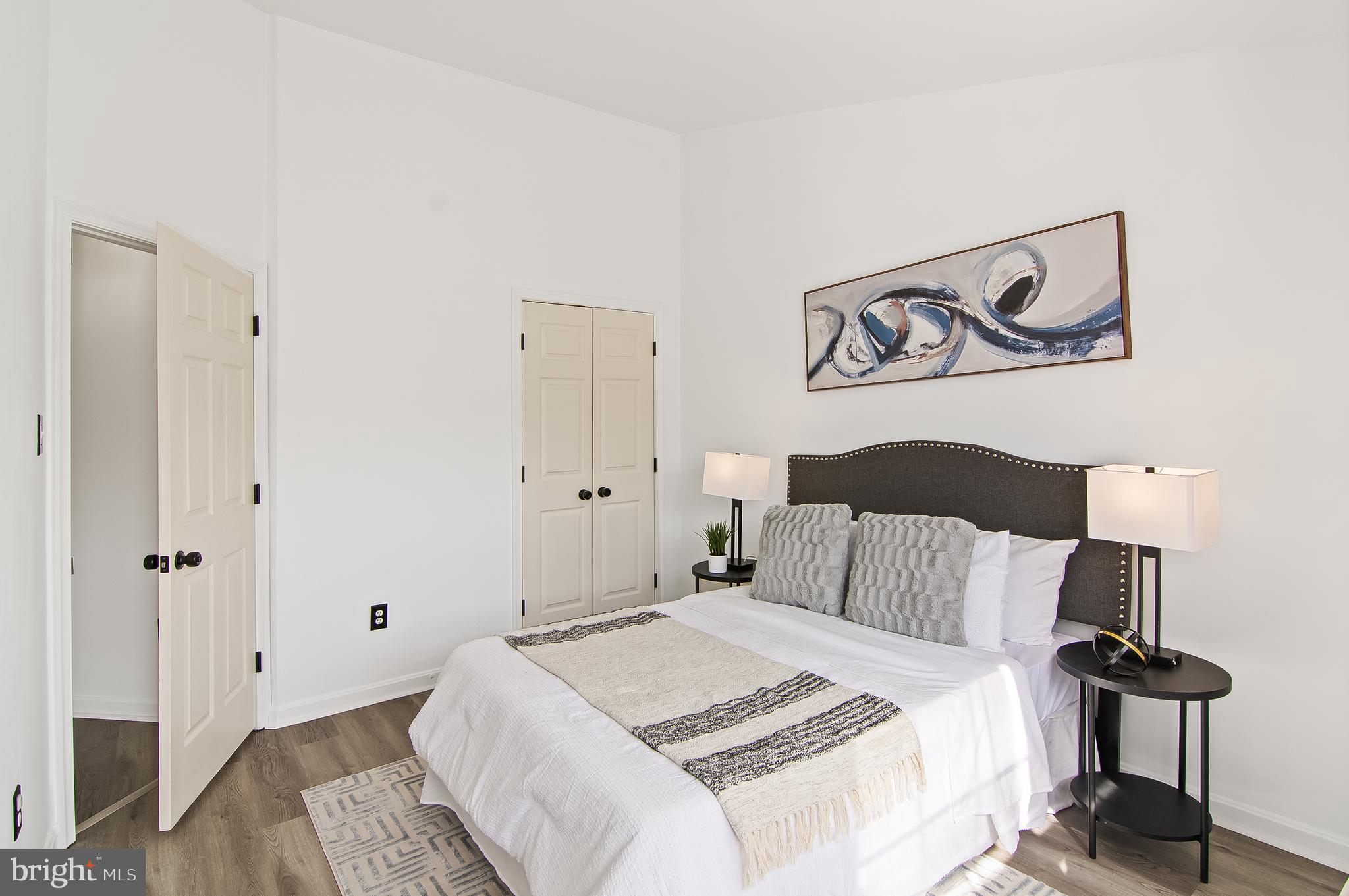 PINEY ORCHARD - Residential