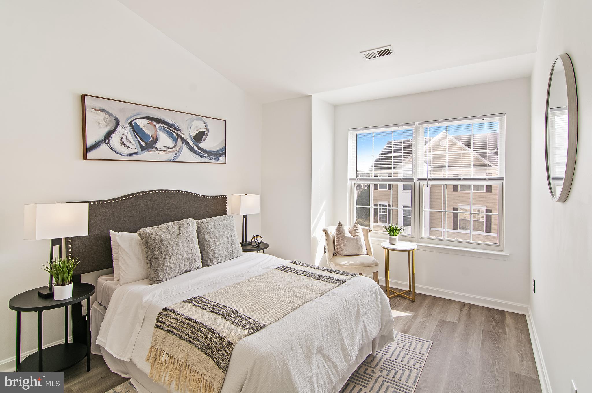 PINEY ORCHARD - Residential