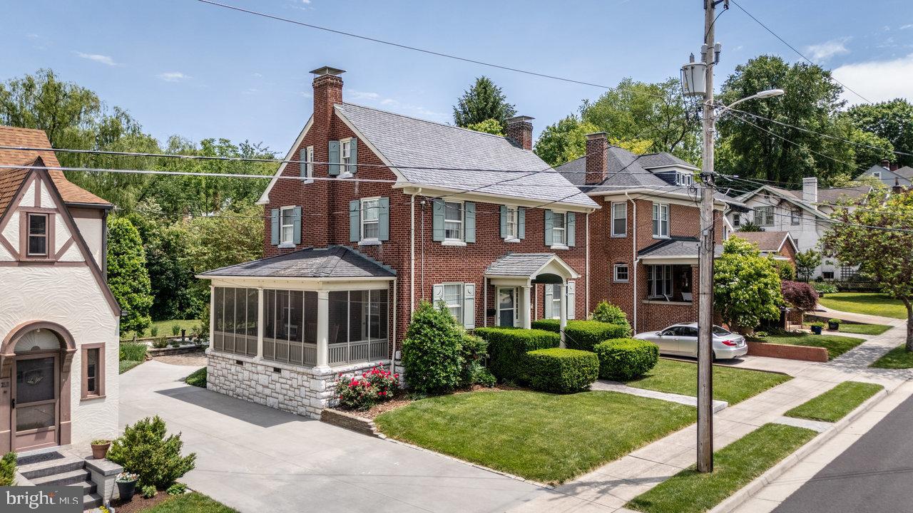 OLD TOWN - Residential