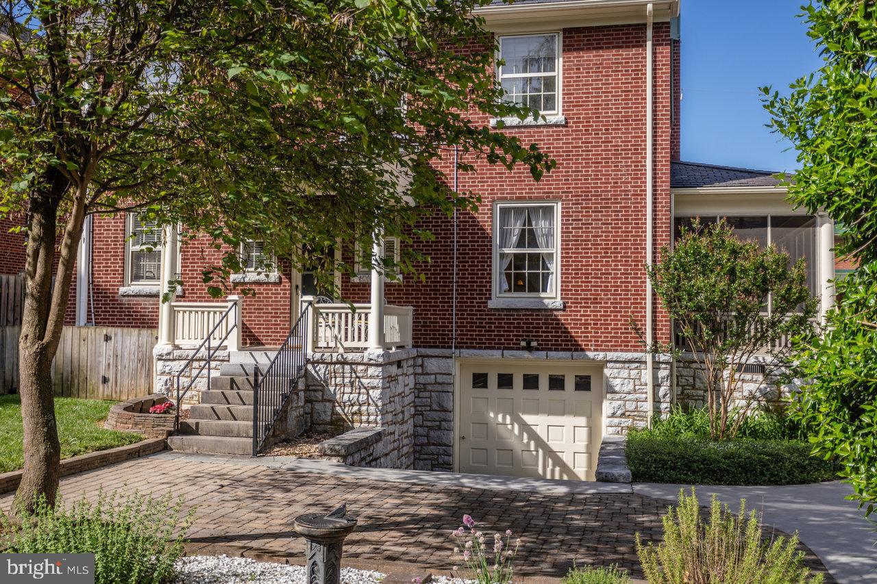 OLD TOWN - Residential