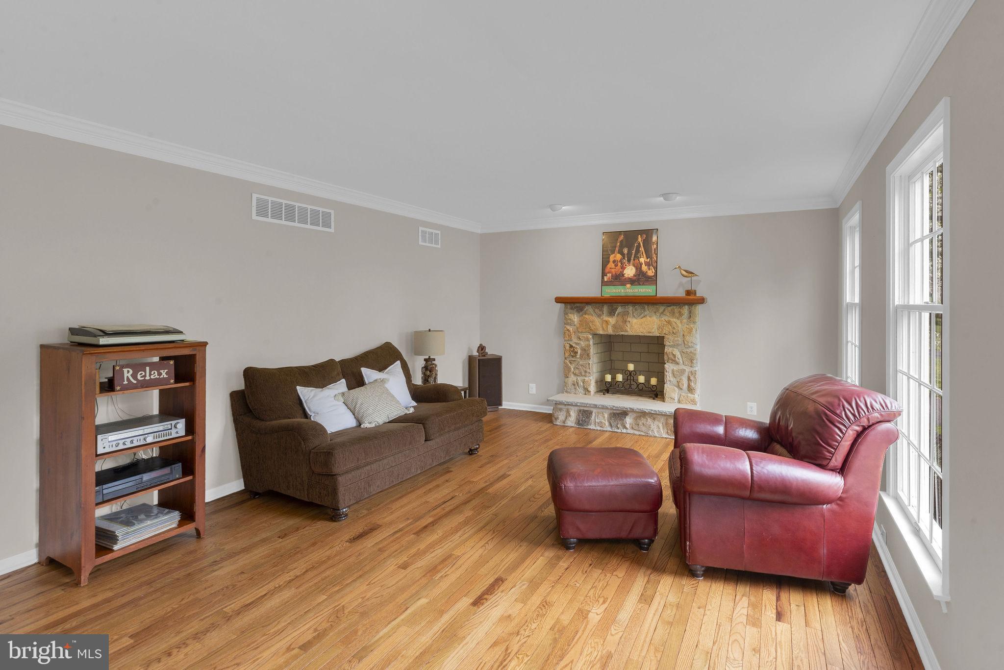 RIVERSTONE - Residential