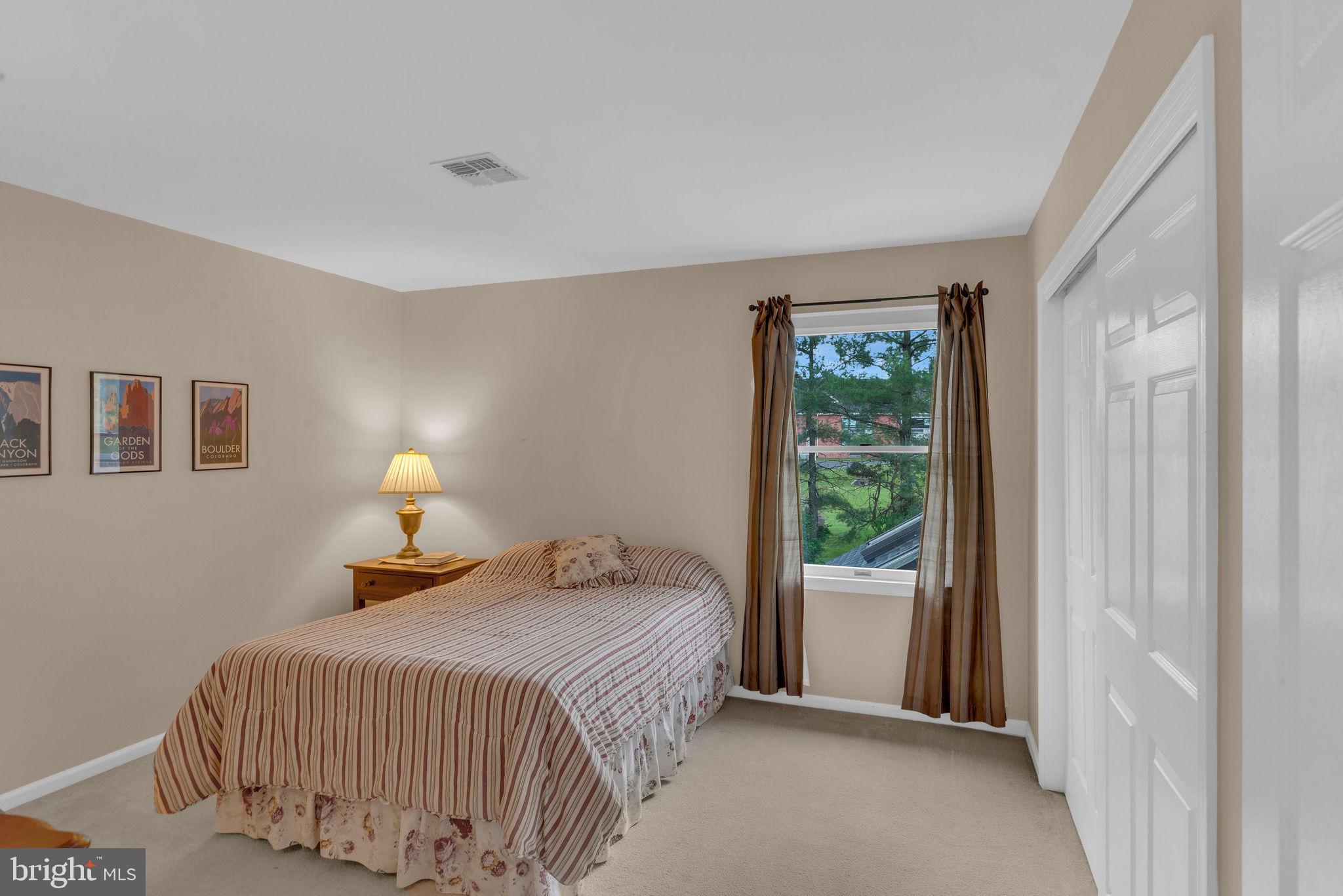RIVERSTONE - Residential