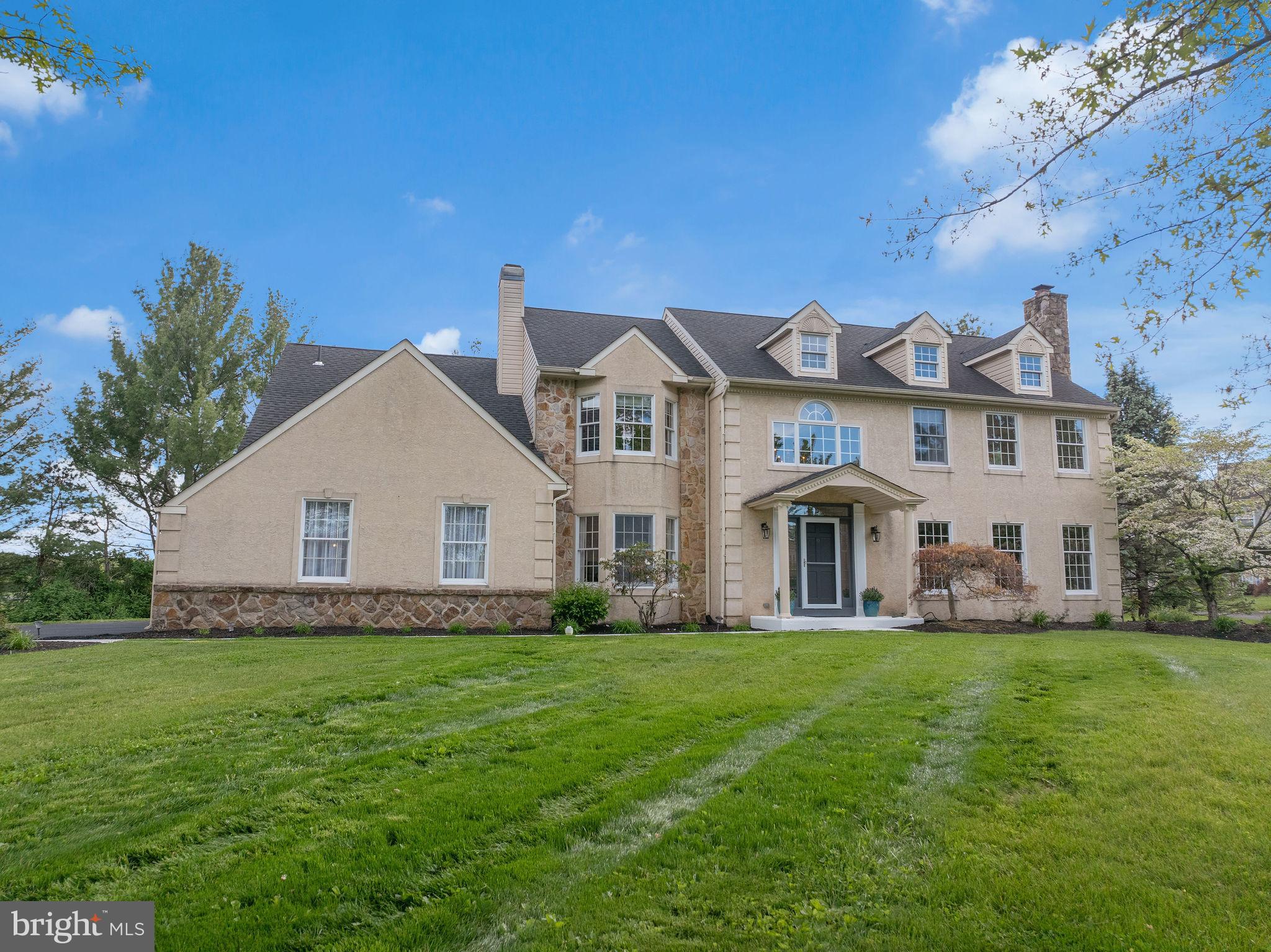 9 RIVERSTONE CIRCLE