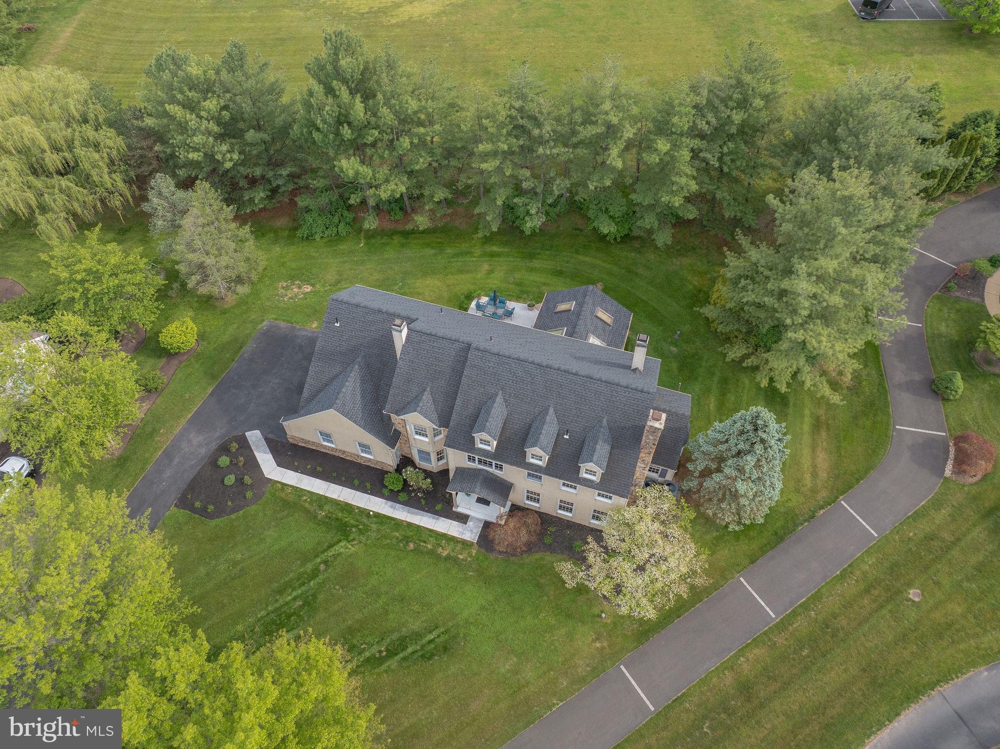 RIVERSTONE - Residential