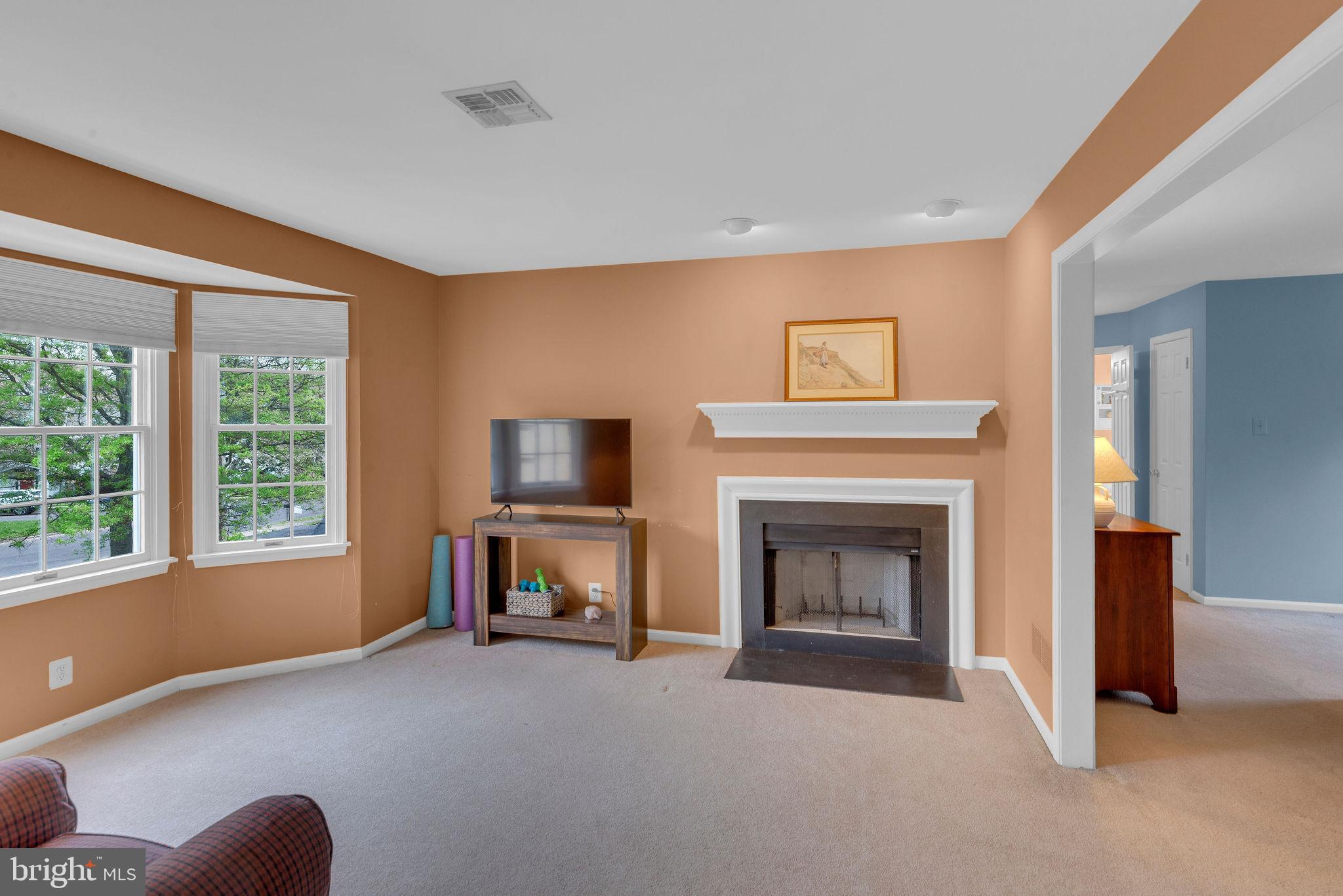 RIVERSTONE - Residential