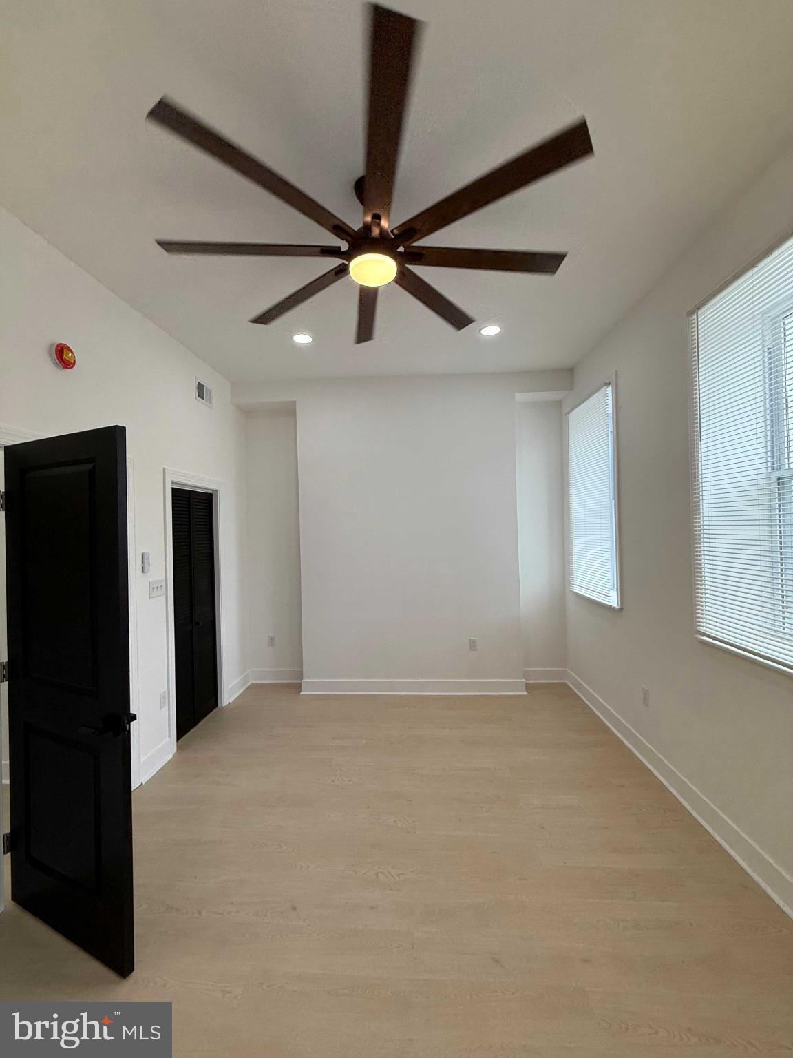 HARLEM PARK - Residential Lease