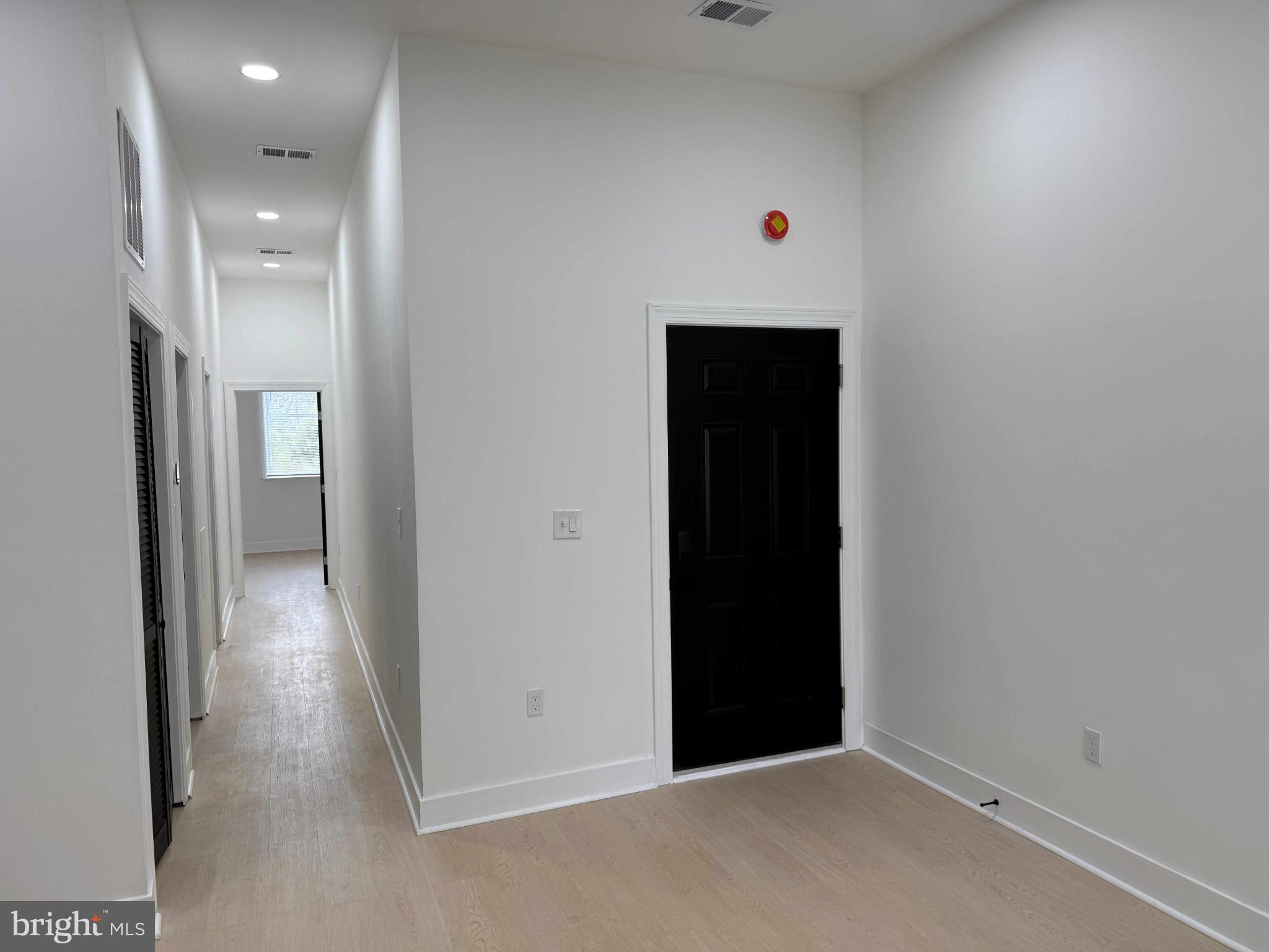 HARLEM PARK - Residential Lease