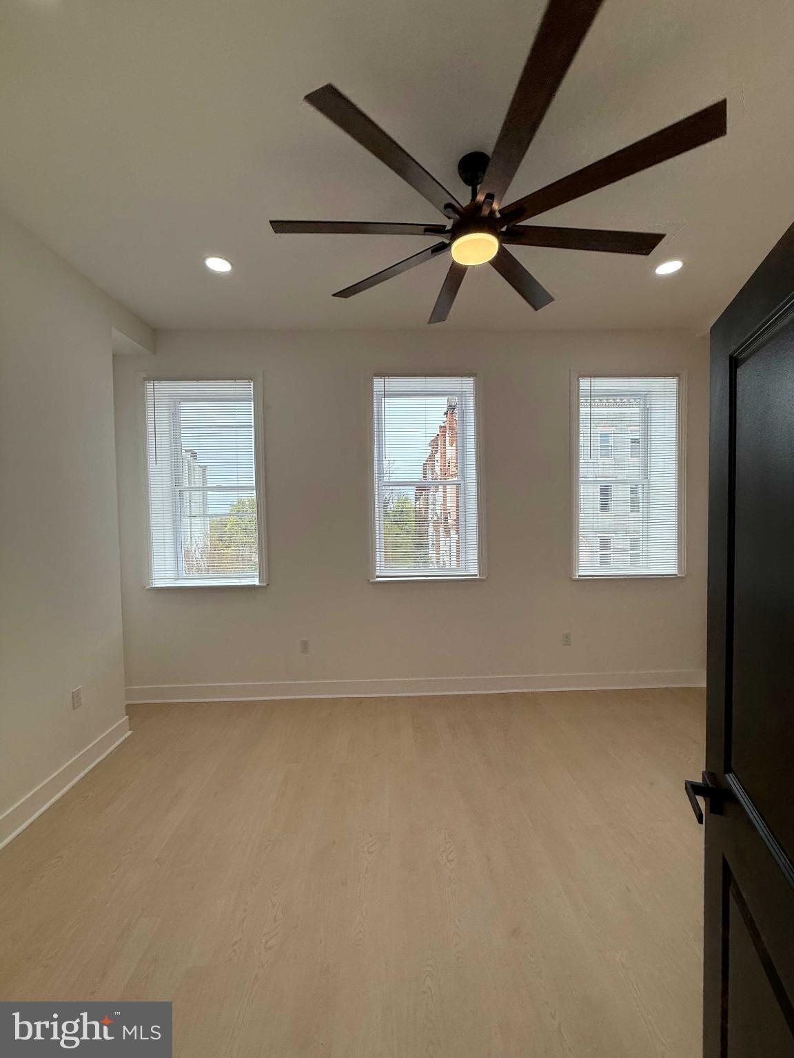 HARLEM PARK - Residential Lease