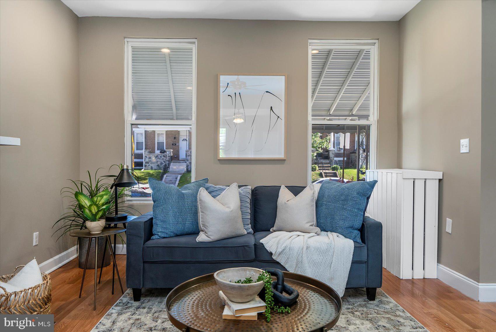 LAKE MONTEBELLO - Residential