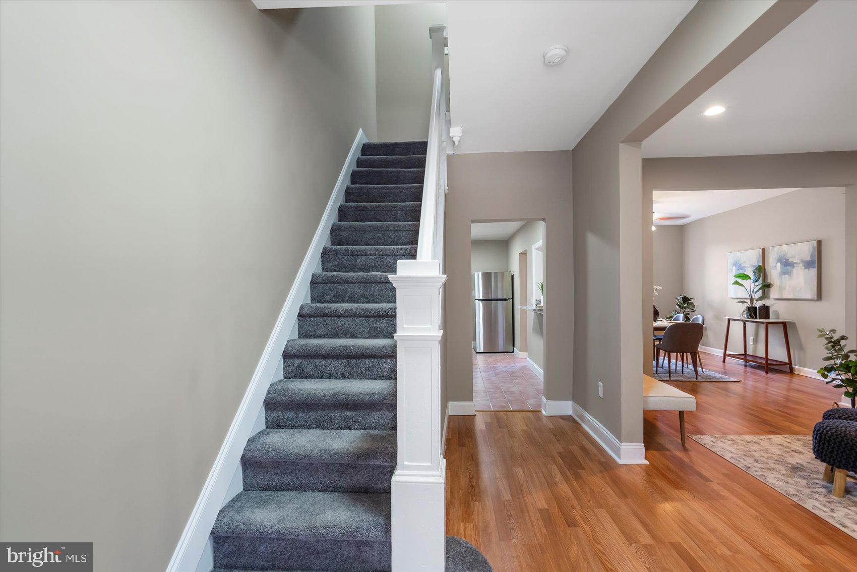 LAKE MONTEBELLO - Residential