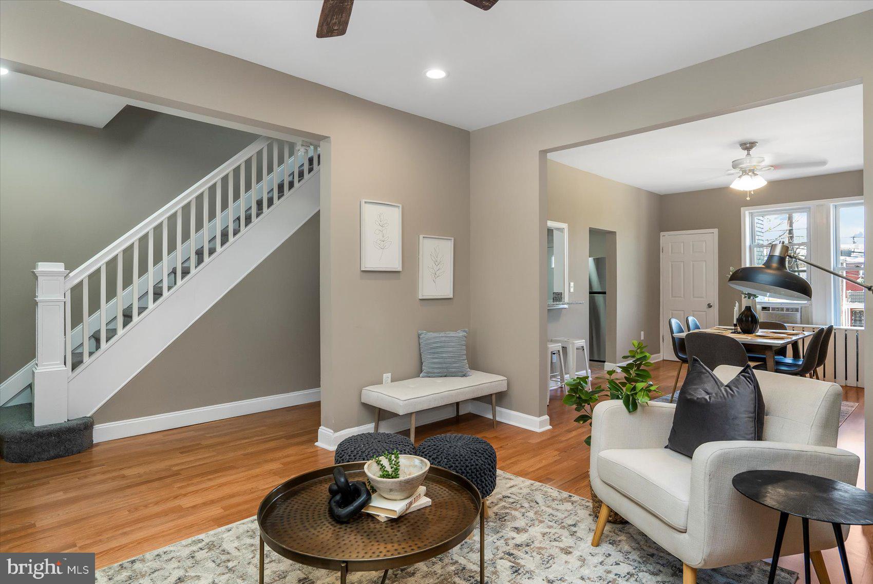 LAKE MONTEBELLO - Residential