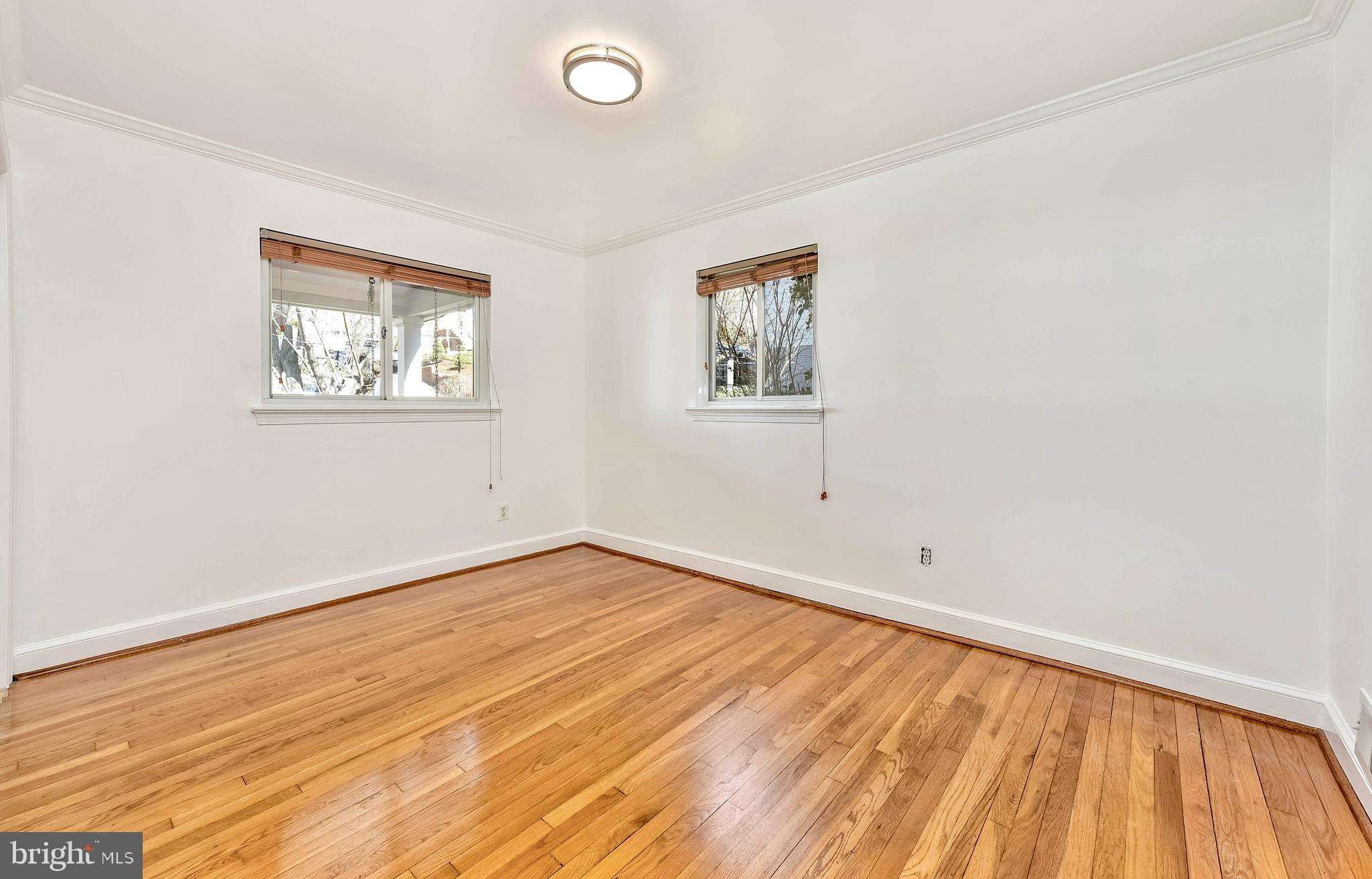 BROYHILL HEIGHTS - Residential Lease