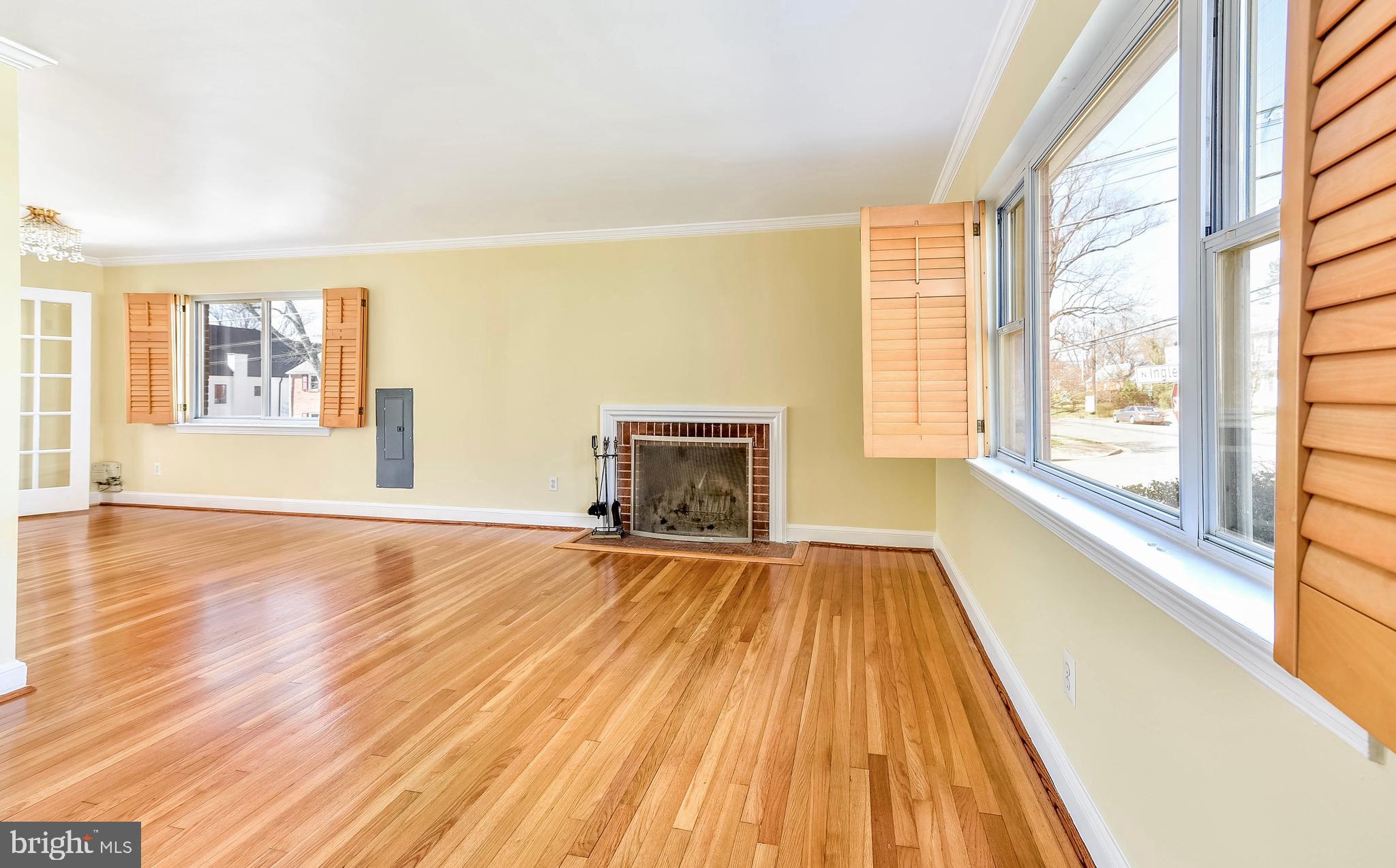 BROYHILL HEIGHTS - Residential Lease