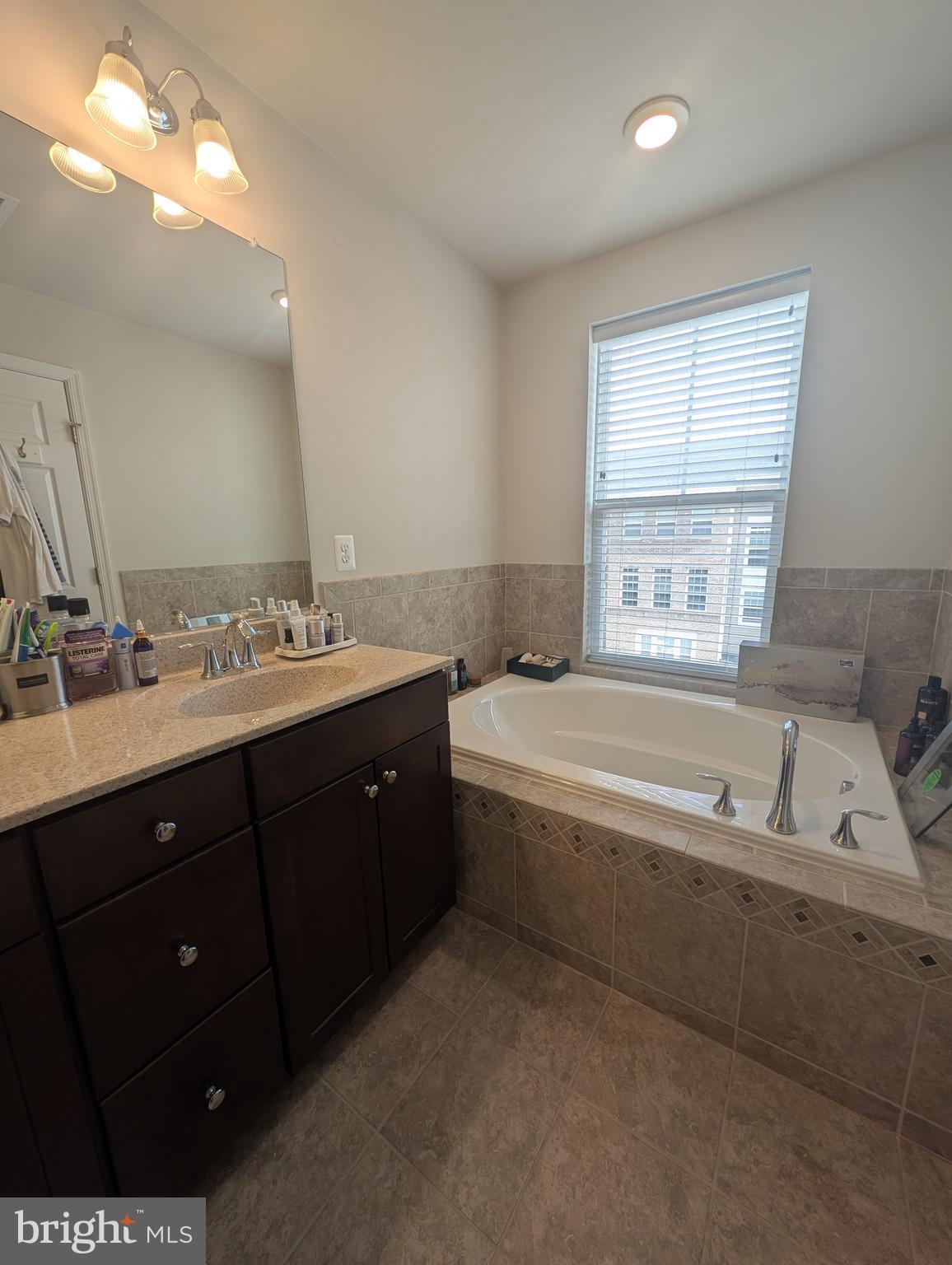 JEFFERSON PLACE - Residential