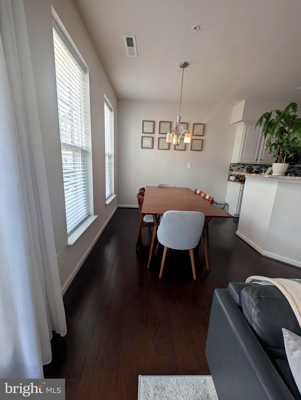 JEFFERSON PLACE - Residential