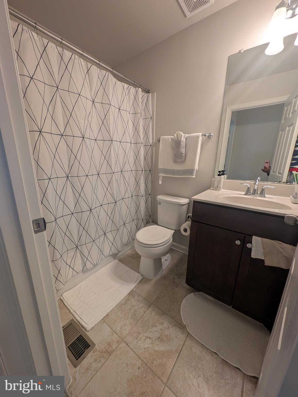 JEFFERSON PLACE - Residential