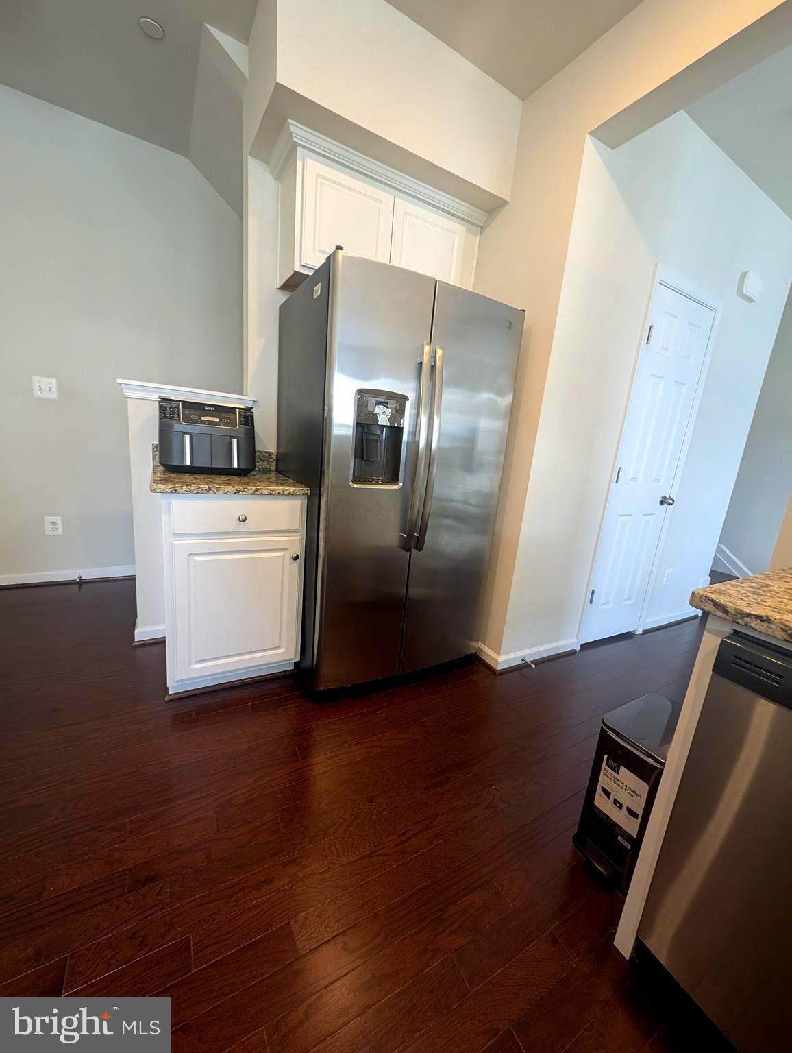 JEFFERSON PLACE - Residential