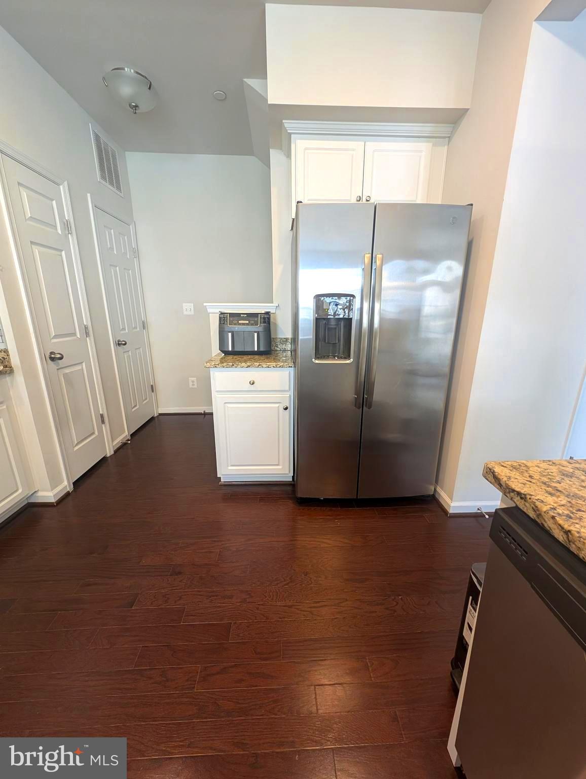 JEFFERSON PLACE - Residential