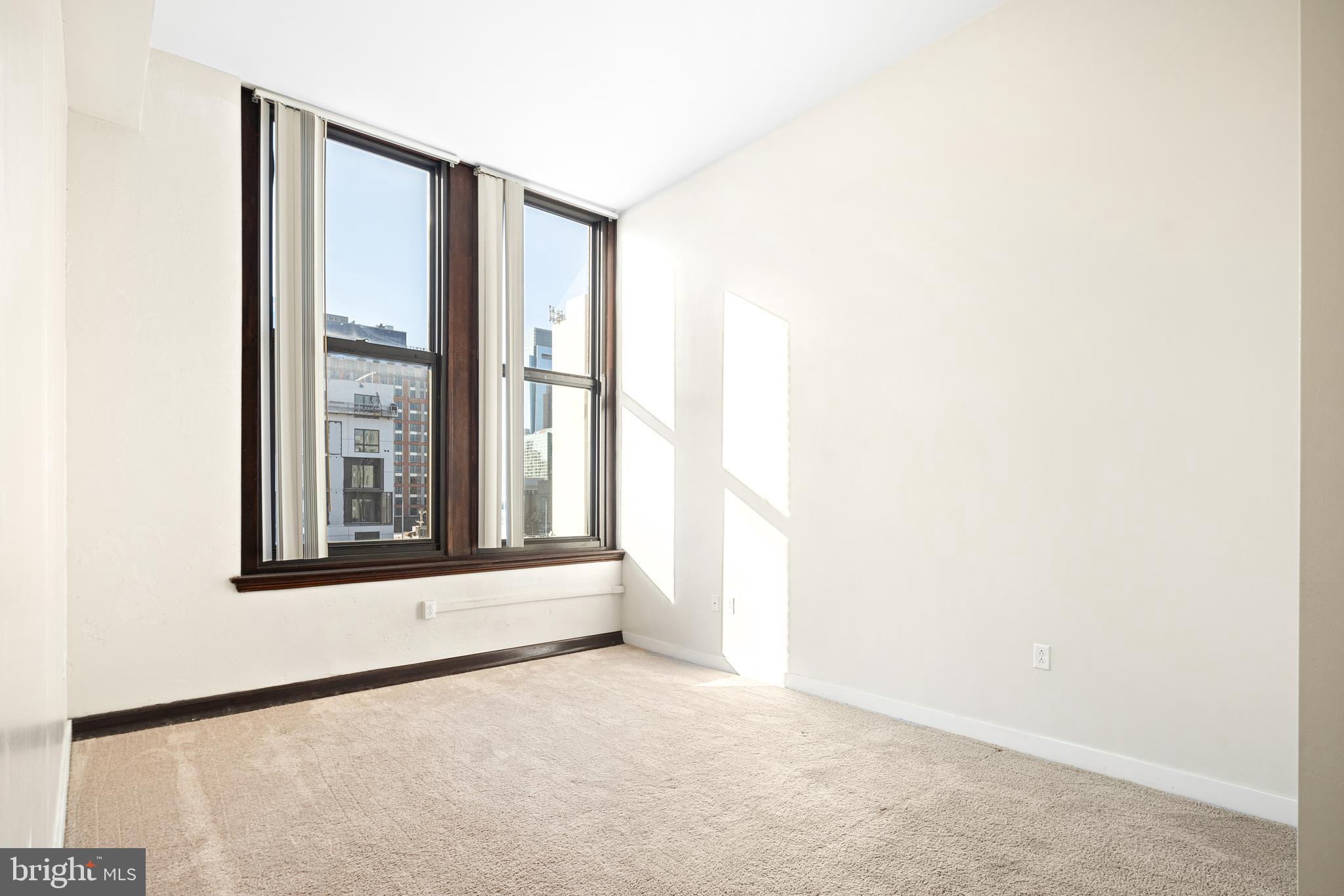 CENTER CITY - Residential Lease