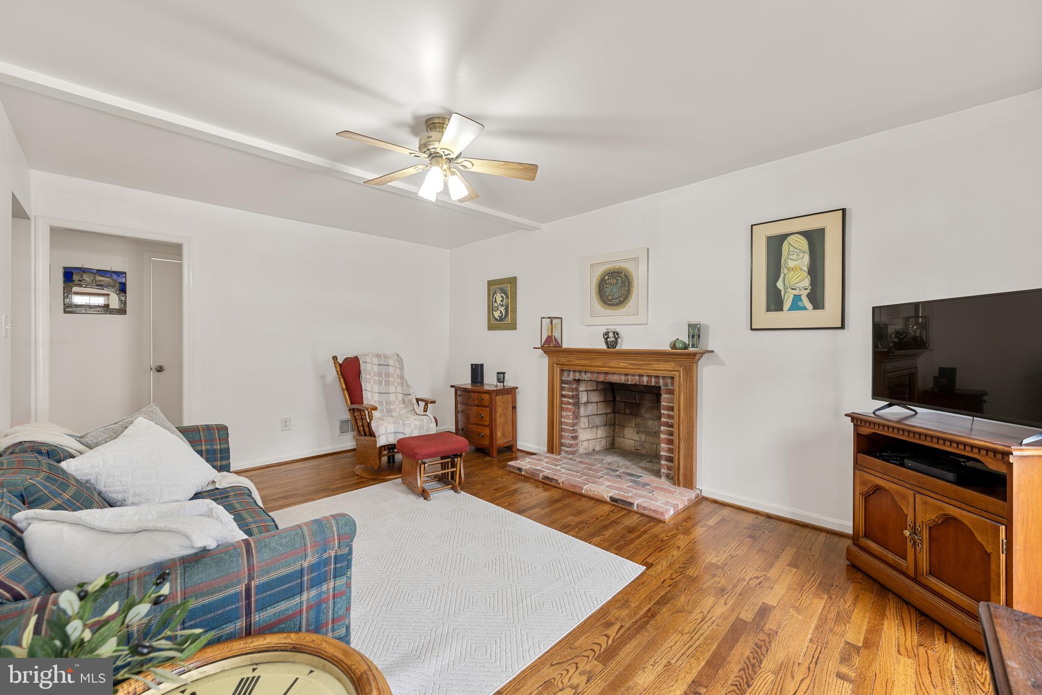 ROLLING VALLEY - Residential