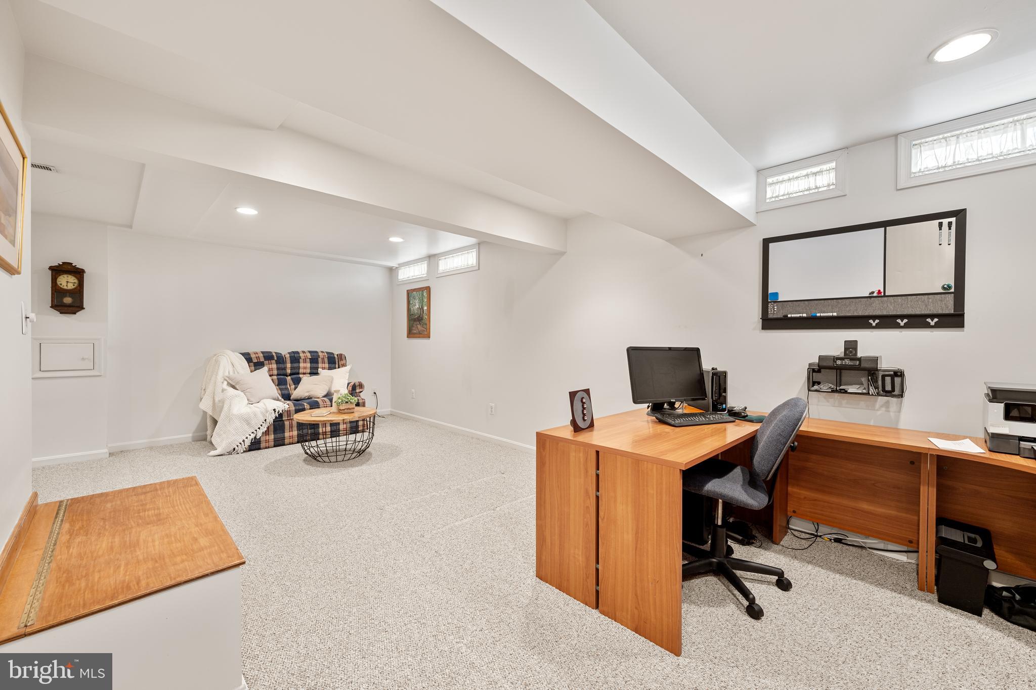 ROLLING VALLEY - Residential