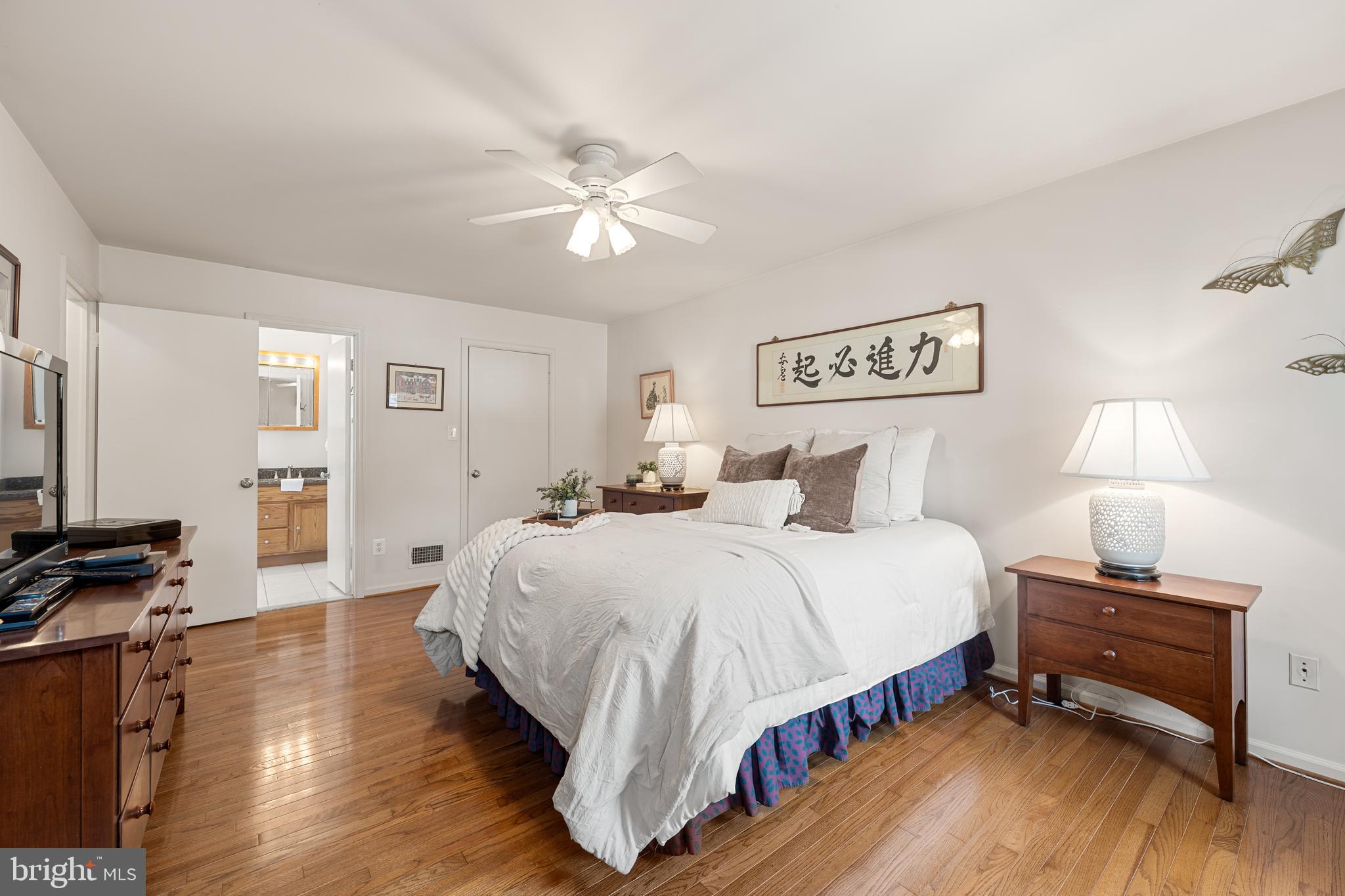 ROLLING VALLEY - Residential