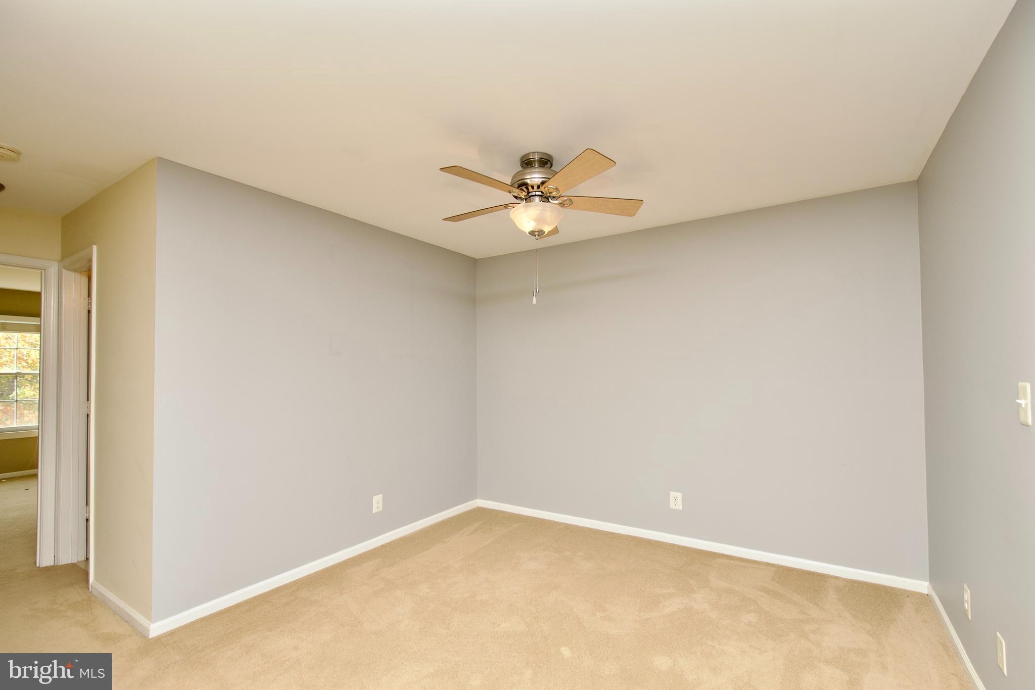 STRATFORD PLACE AT KINGS - Residential