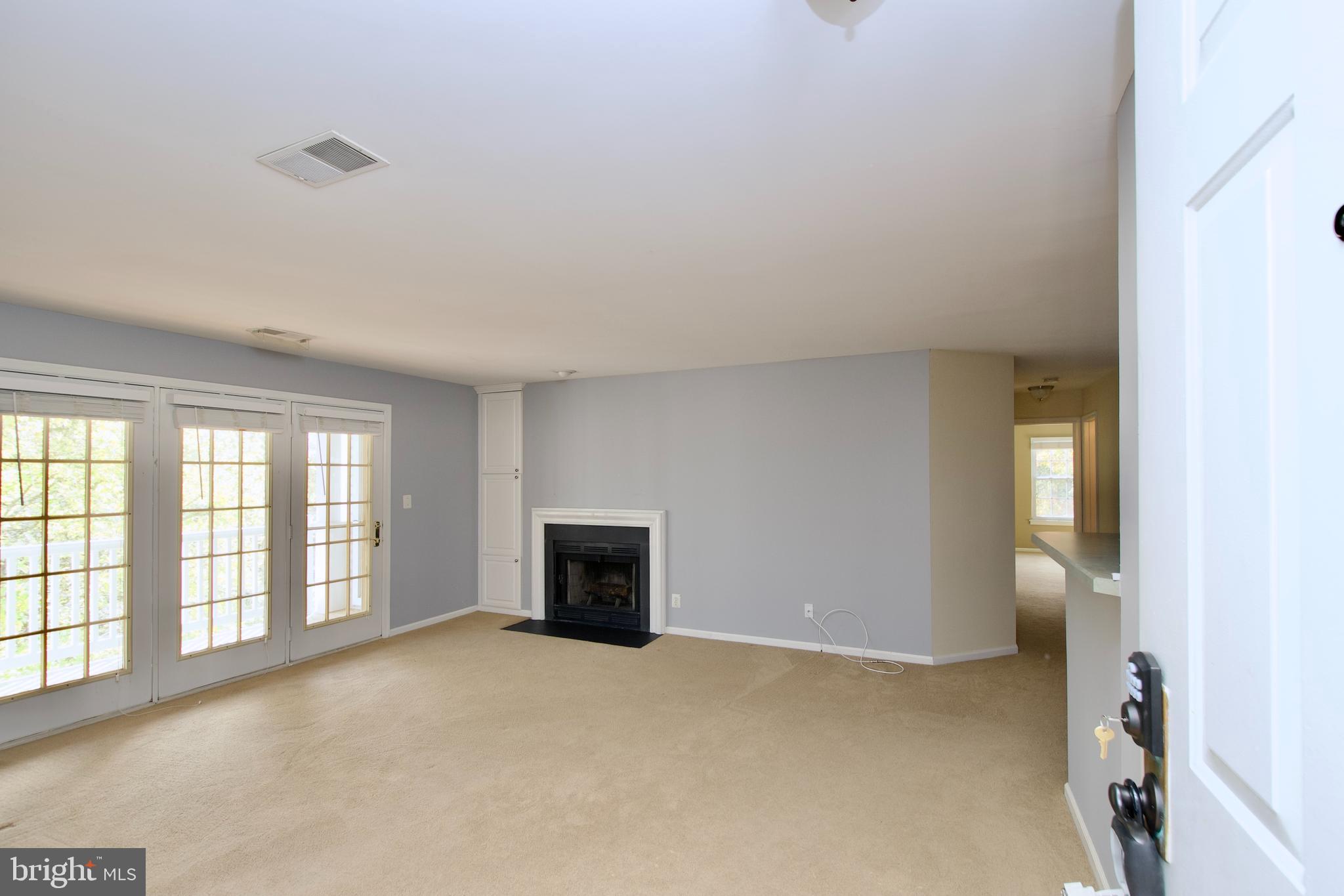 STRATFORD PLACE AT KINGS - Residential