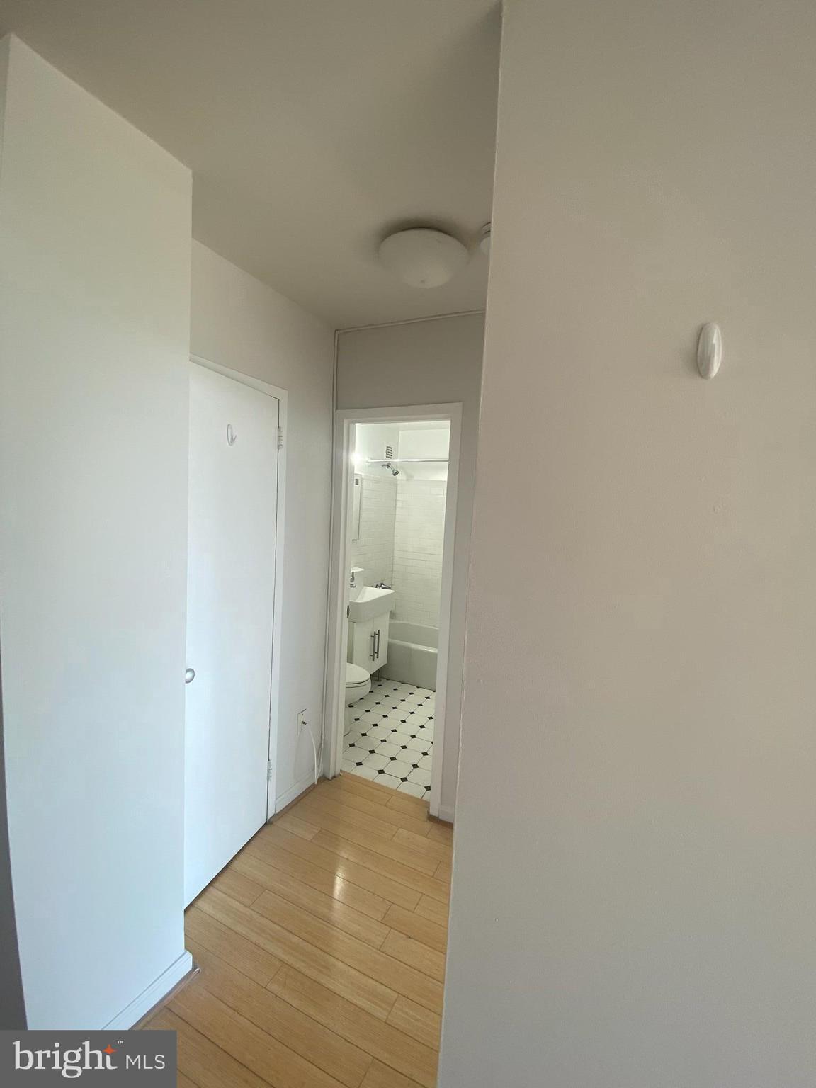 RIVER PLACE - Residential