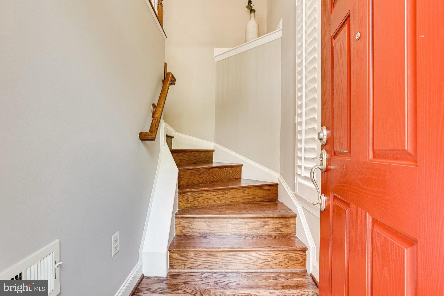 RESERVE AT TYSONS CORNER - Residential Lease