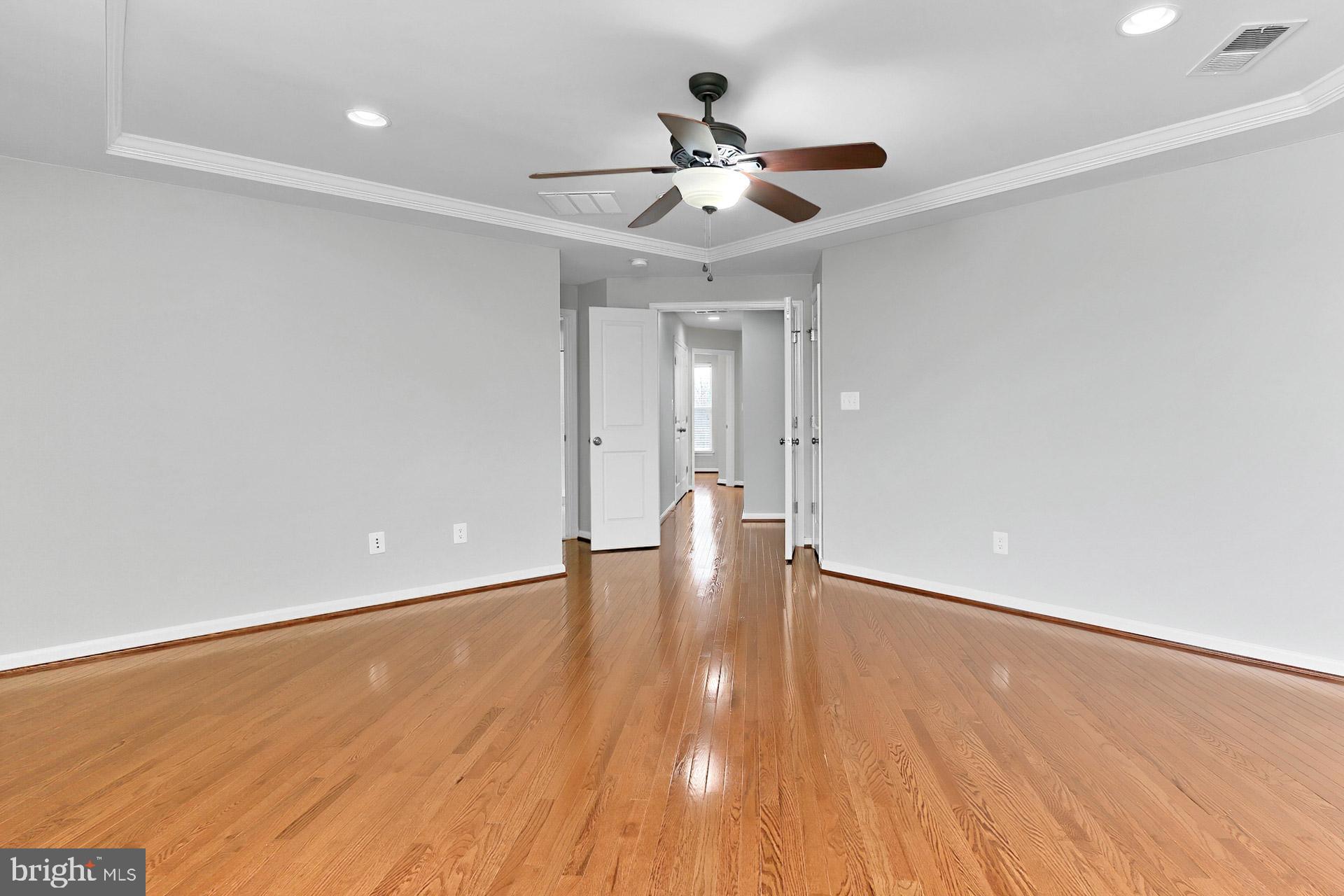 PEMBROOKE - Residential