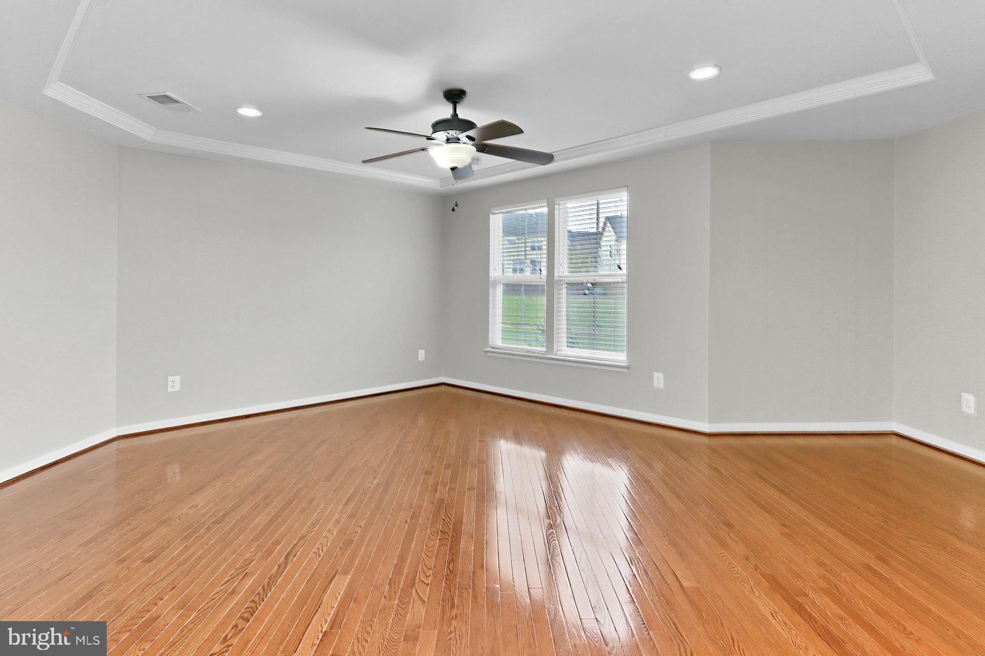 PEMBROOKE - Residential