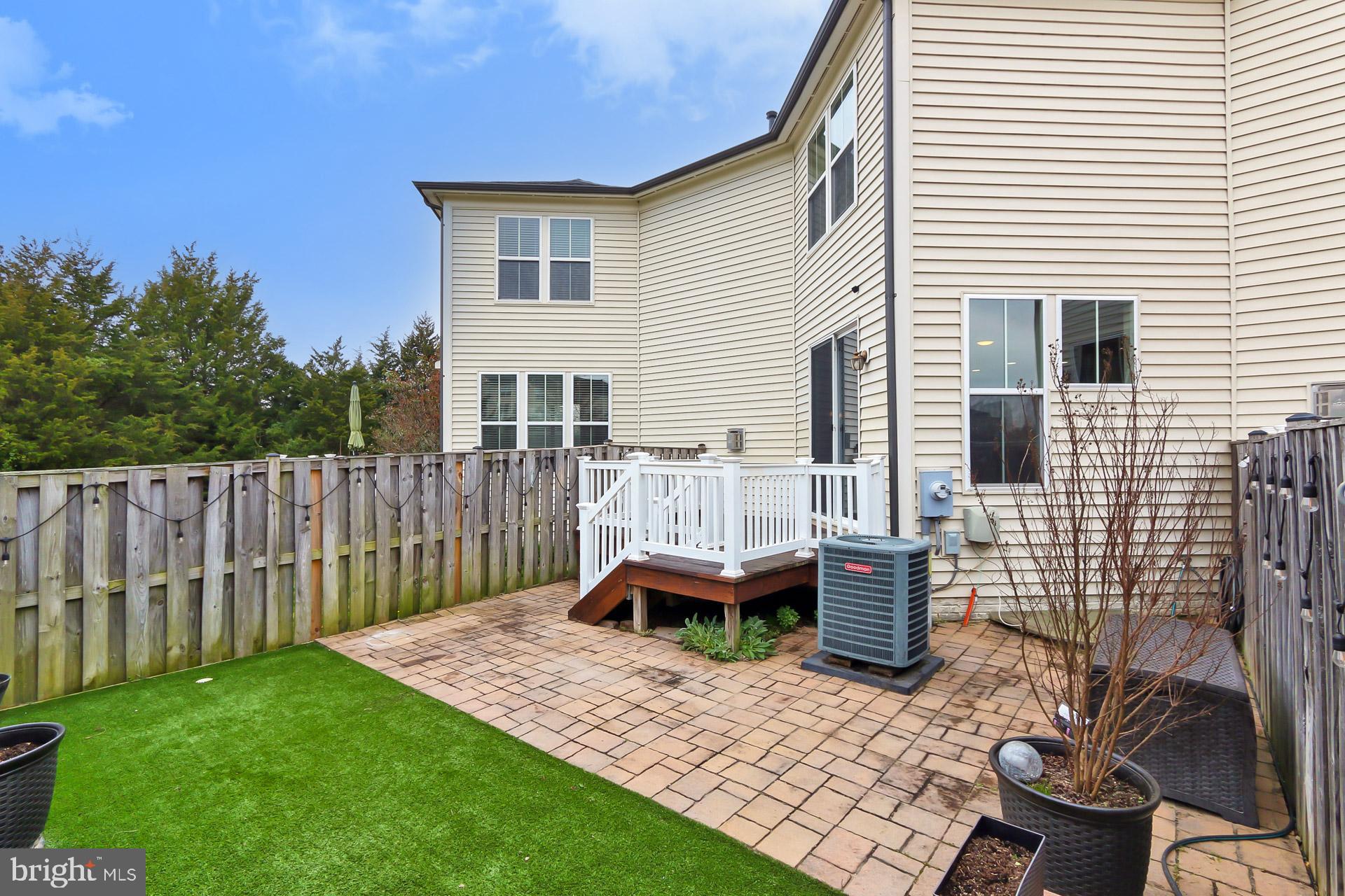 PEMBROOKE - Residential