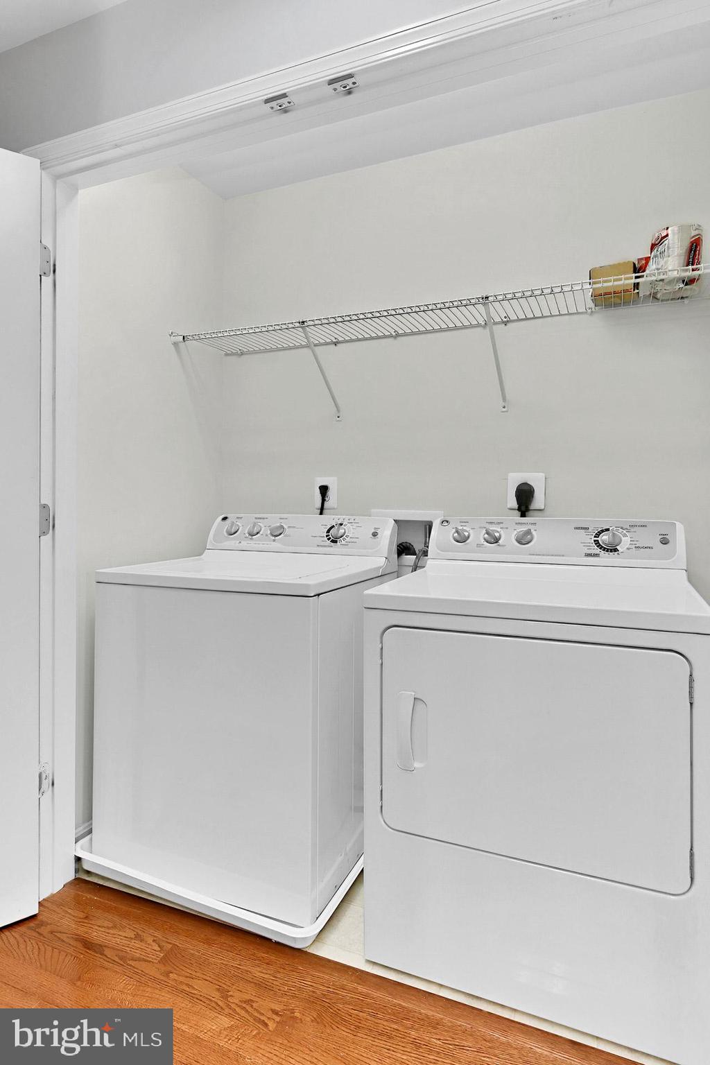 PEMBROOKE - Residential