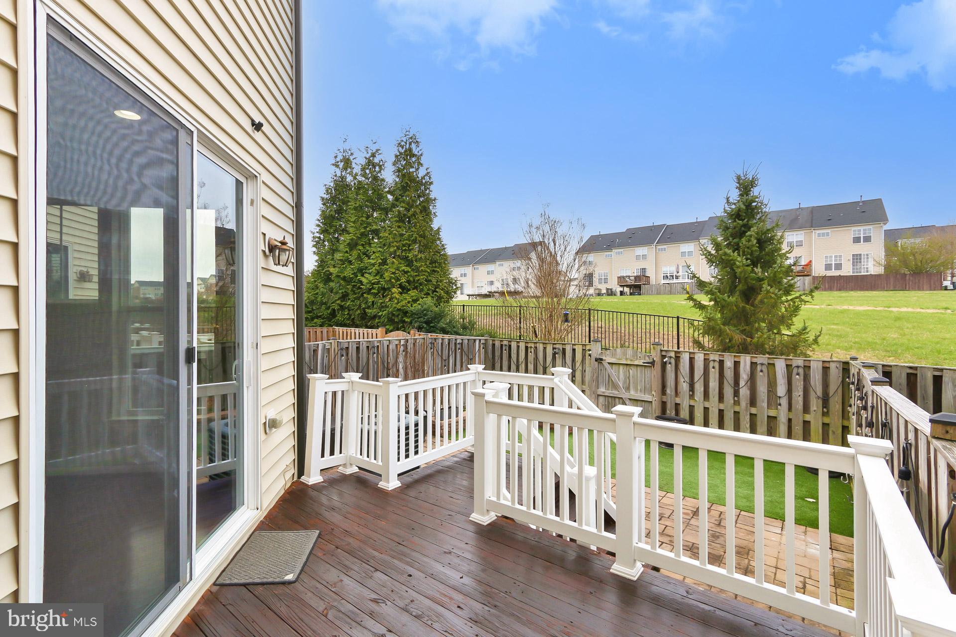 PEMBROOKE - Residential